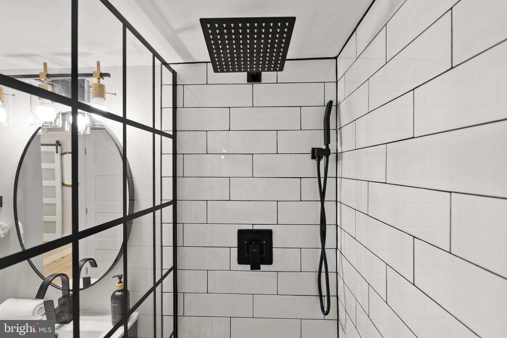 CARDEROCK SPRINGS - Residential