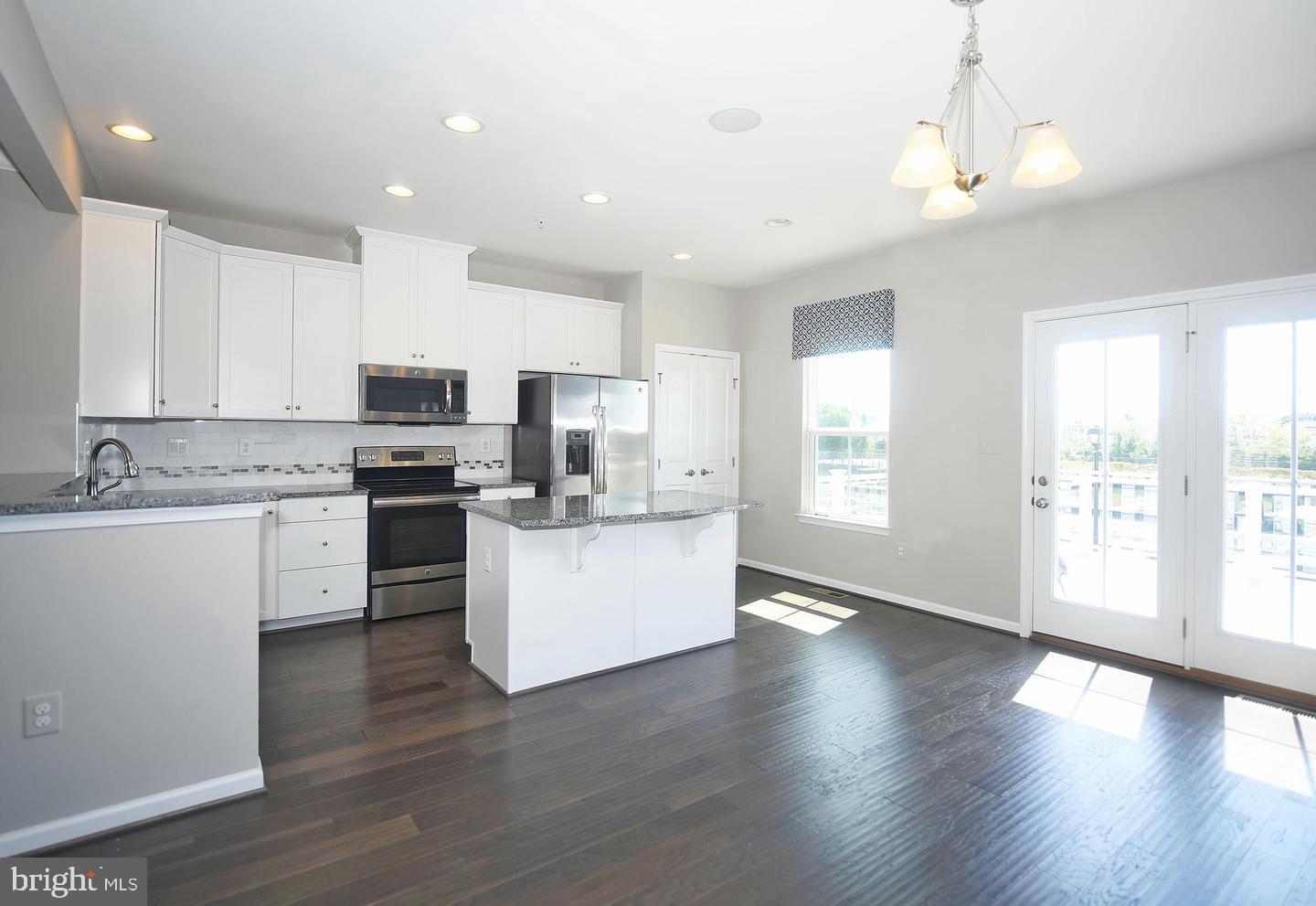 8233 SECLUDED COVE LANE