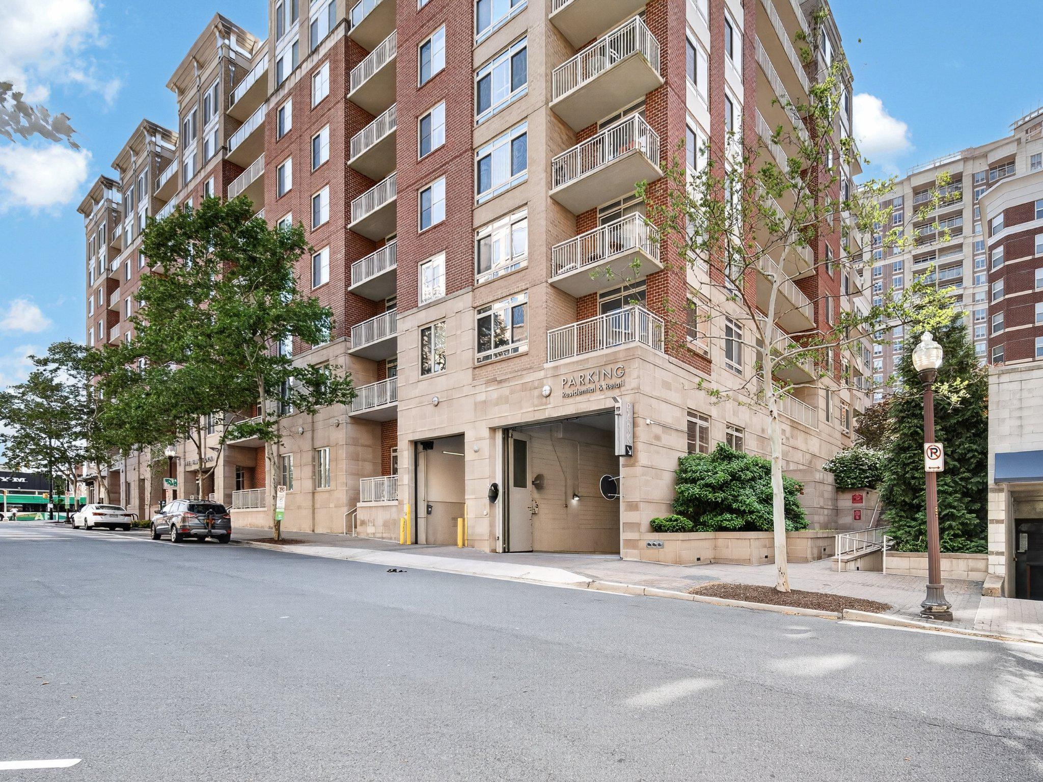 820 N POLLARD STREET 415