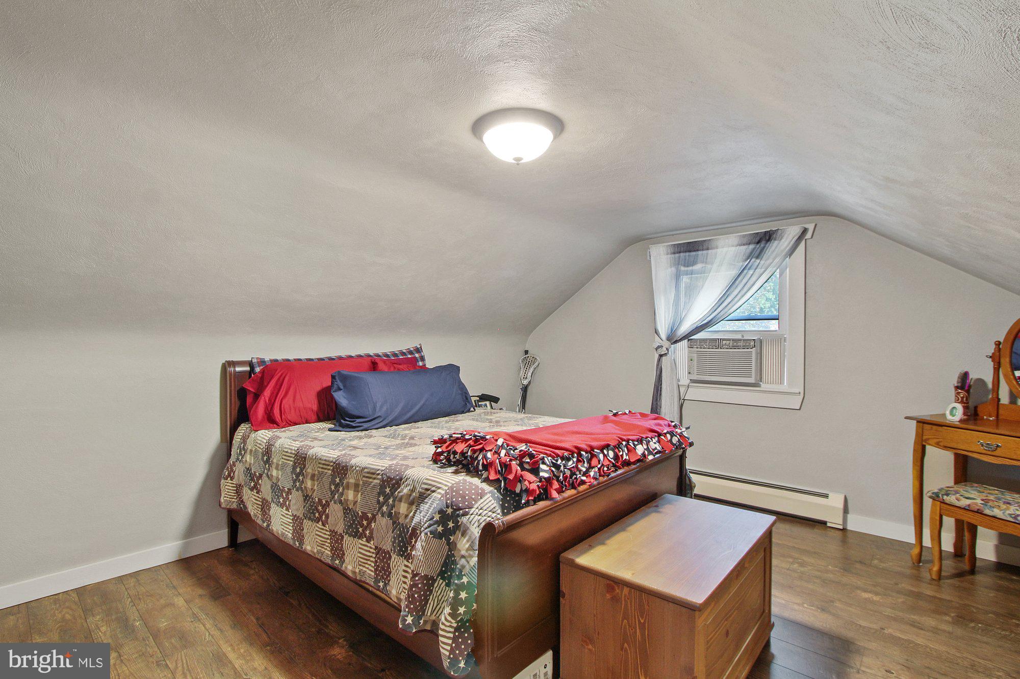 EAST HOPEWELL TWP - Residential