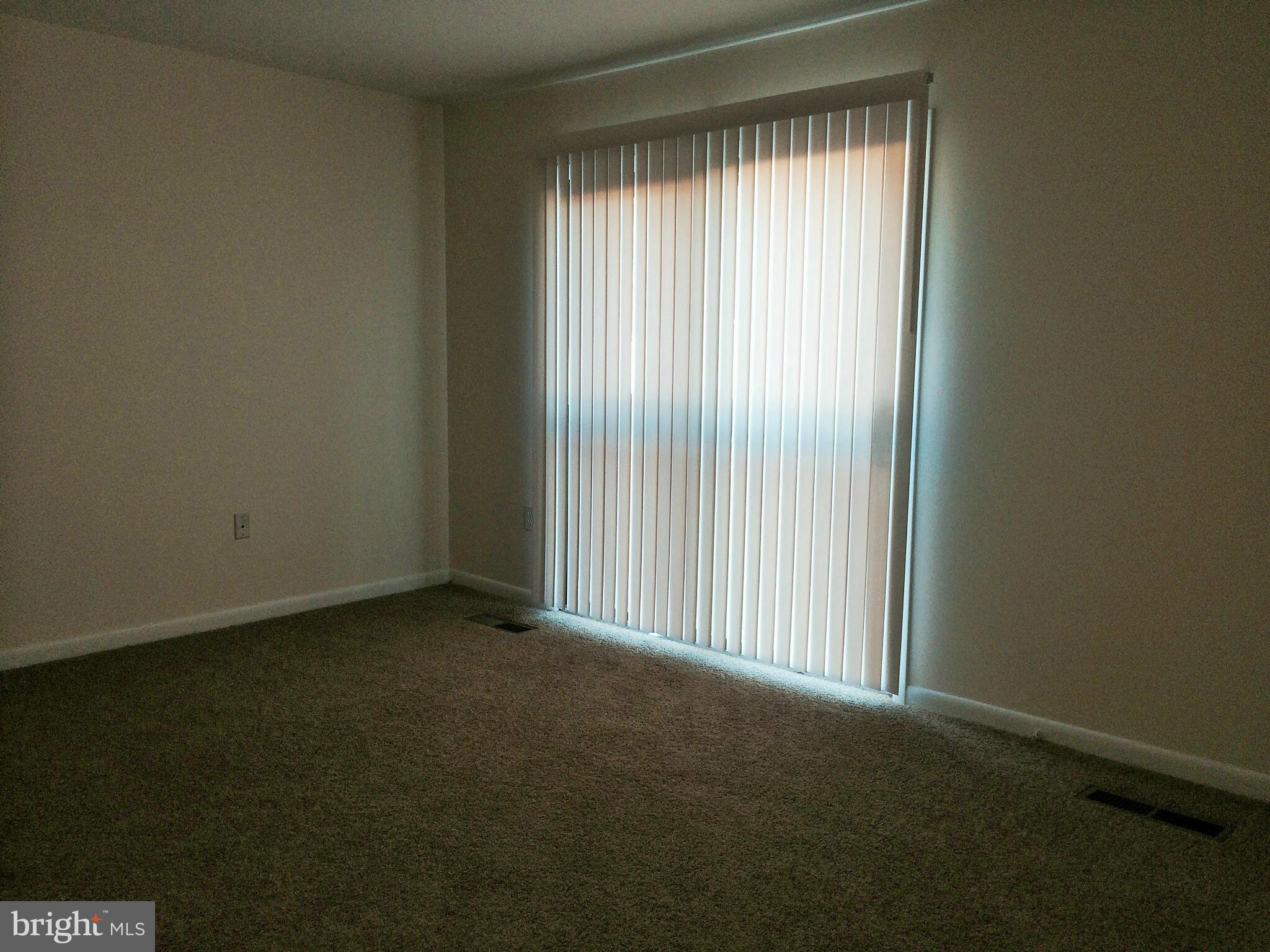 ELYSIAN WOODS - Residential Lease