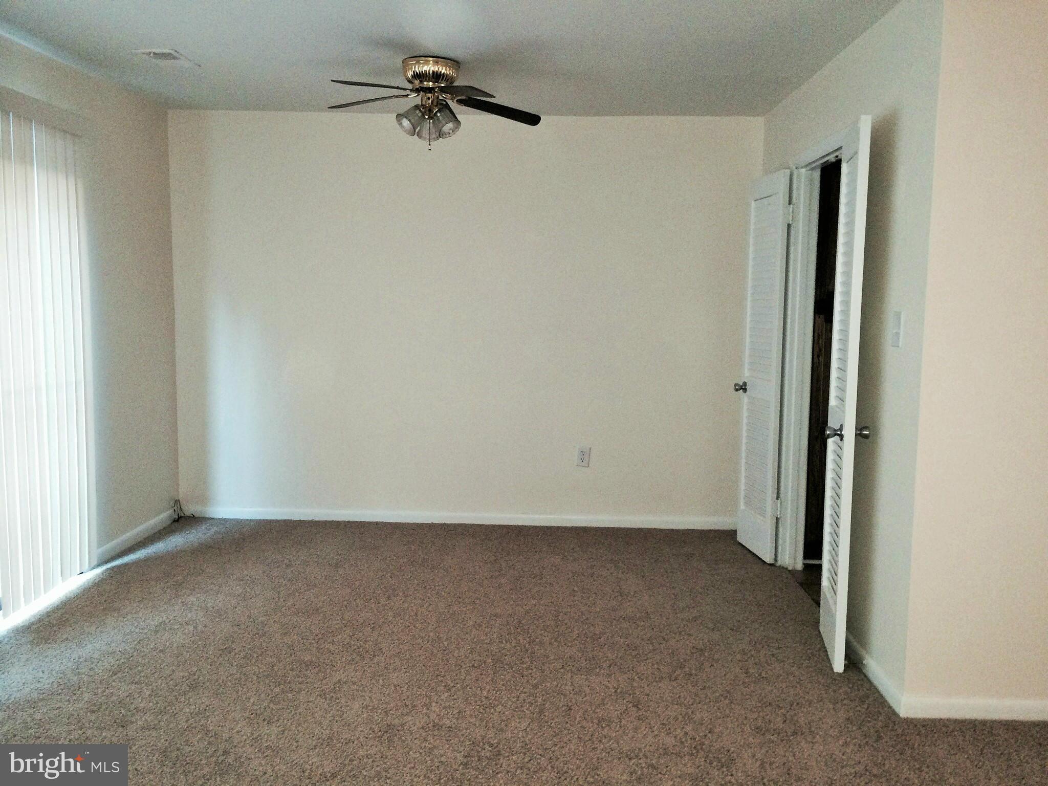 ELYSIAN WOODS - Residential Lease