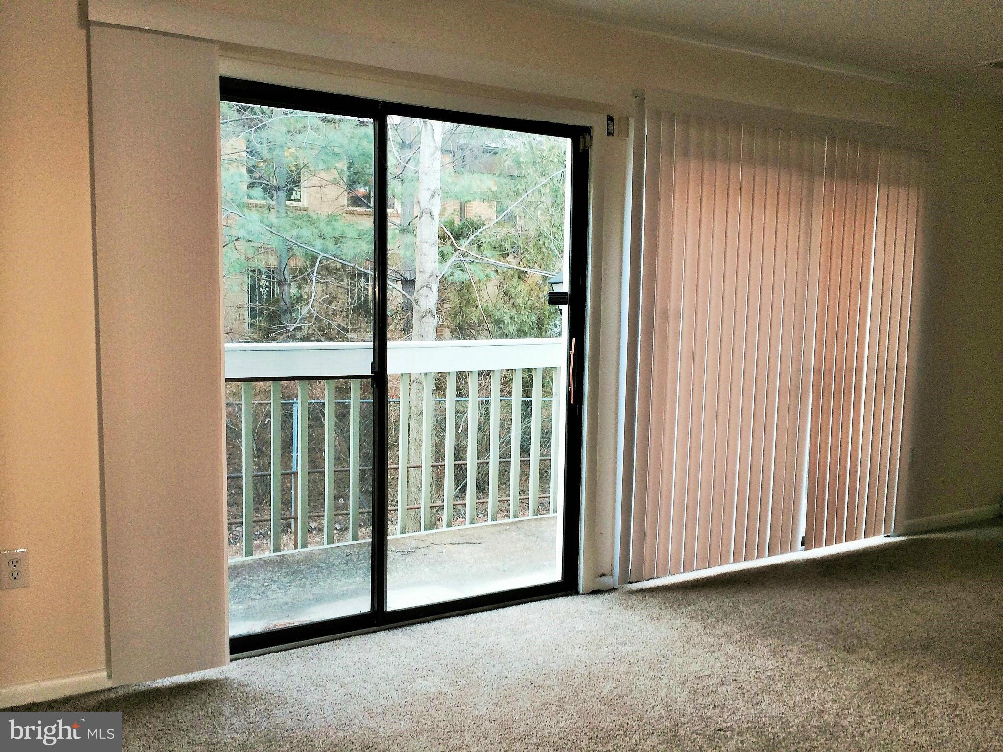 ELYSIAN WOODS - Residential Lease