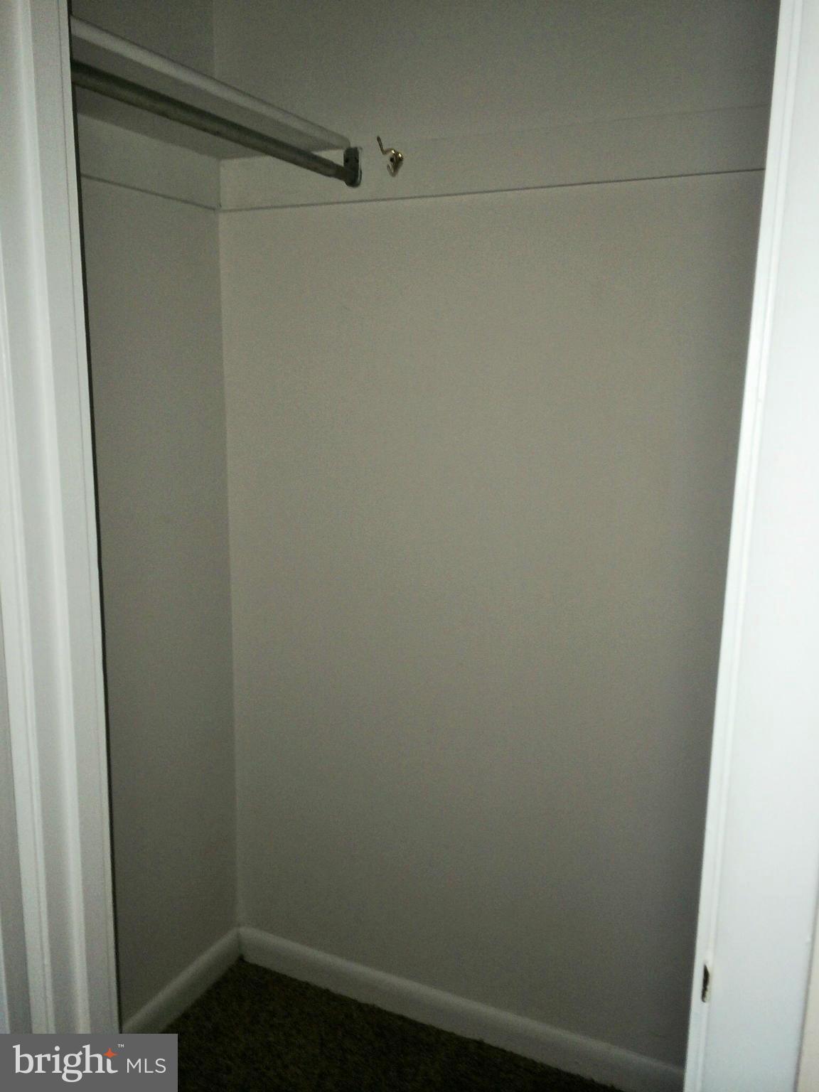 ELYSIAN WOODS - Residential Lease