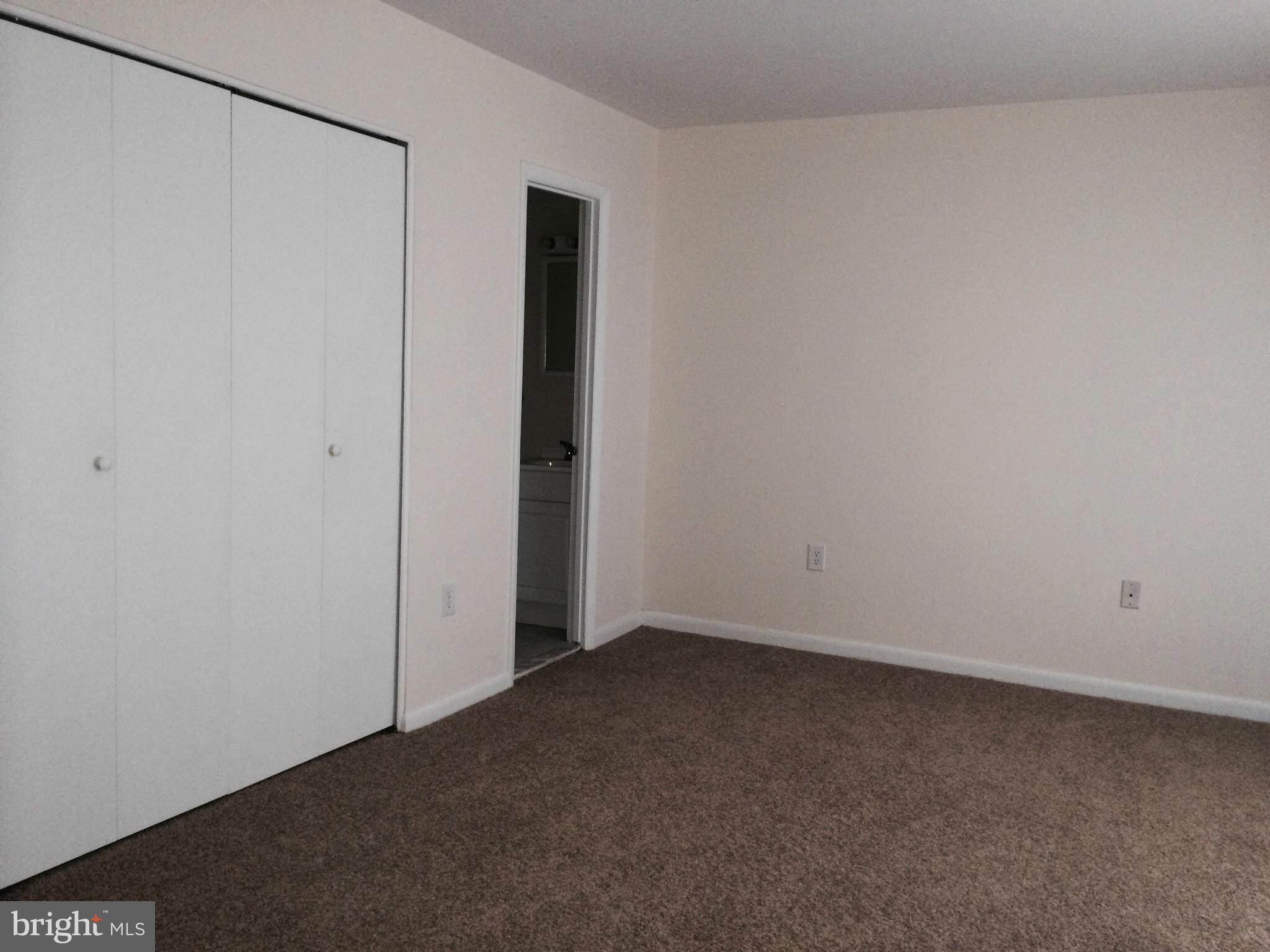 ELYSIAN WOODS - Residential Lease