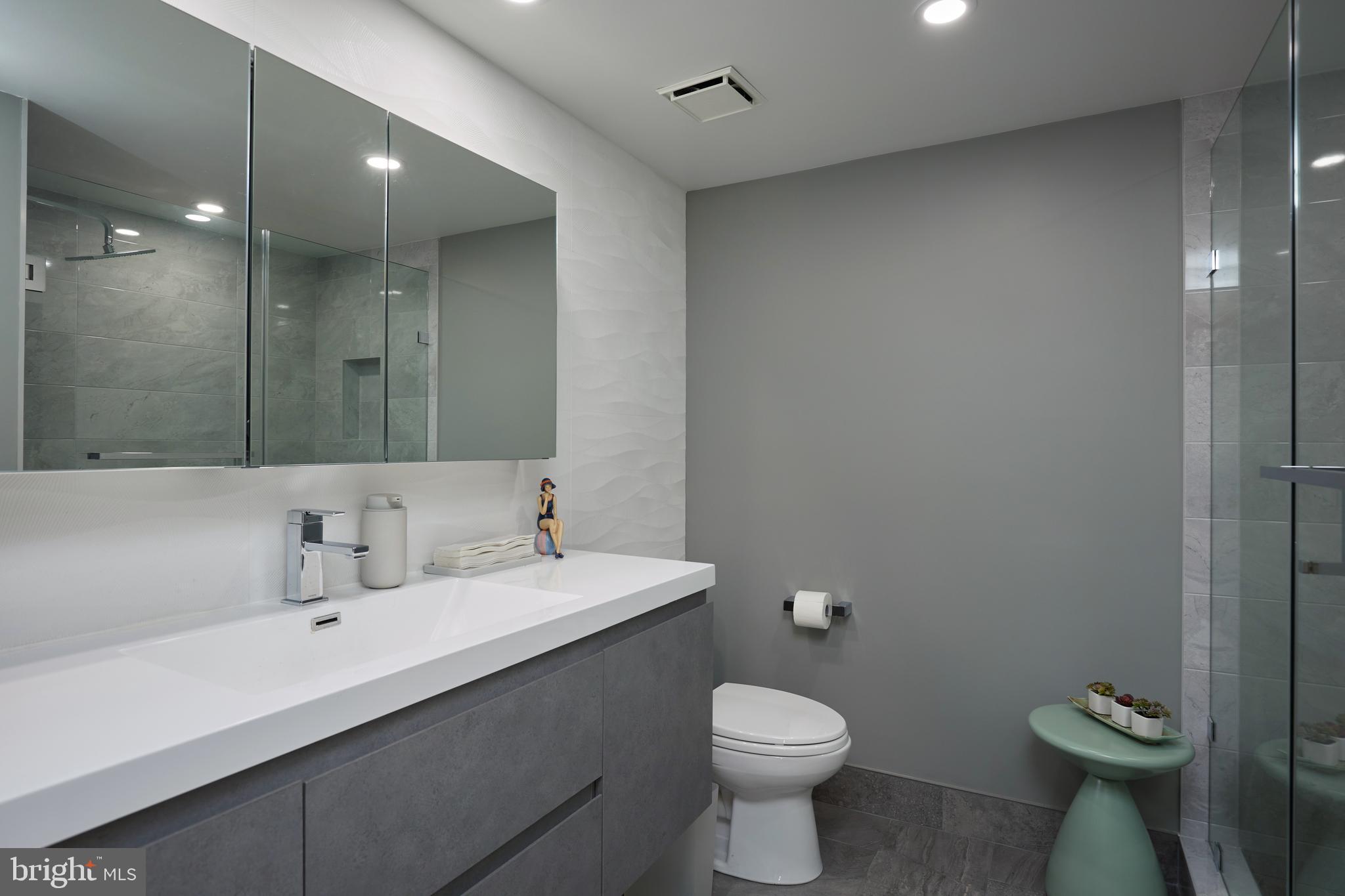 FRIENDSHIP HEIGHTS - Residential