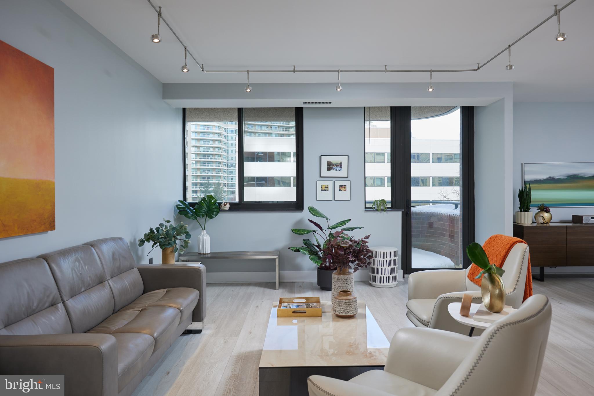 FRIENDSHIP HEIGHTS - Residential