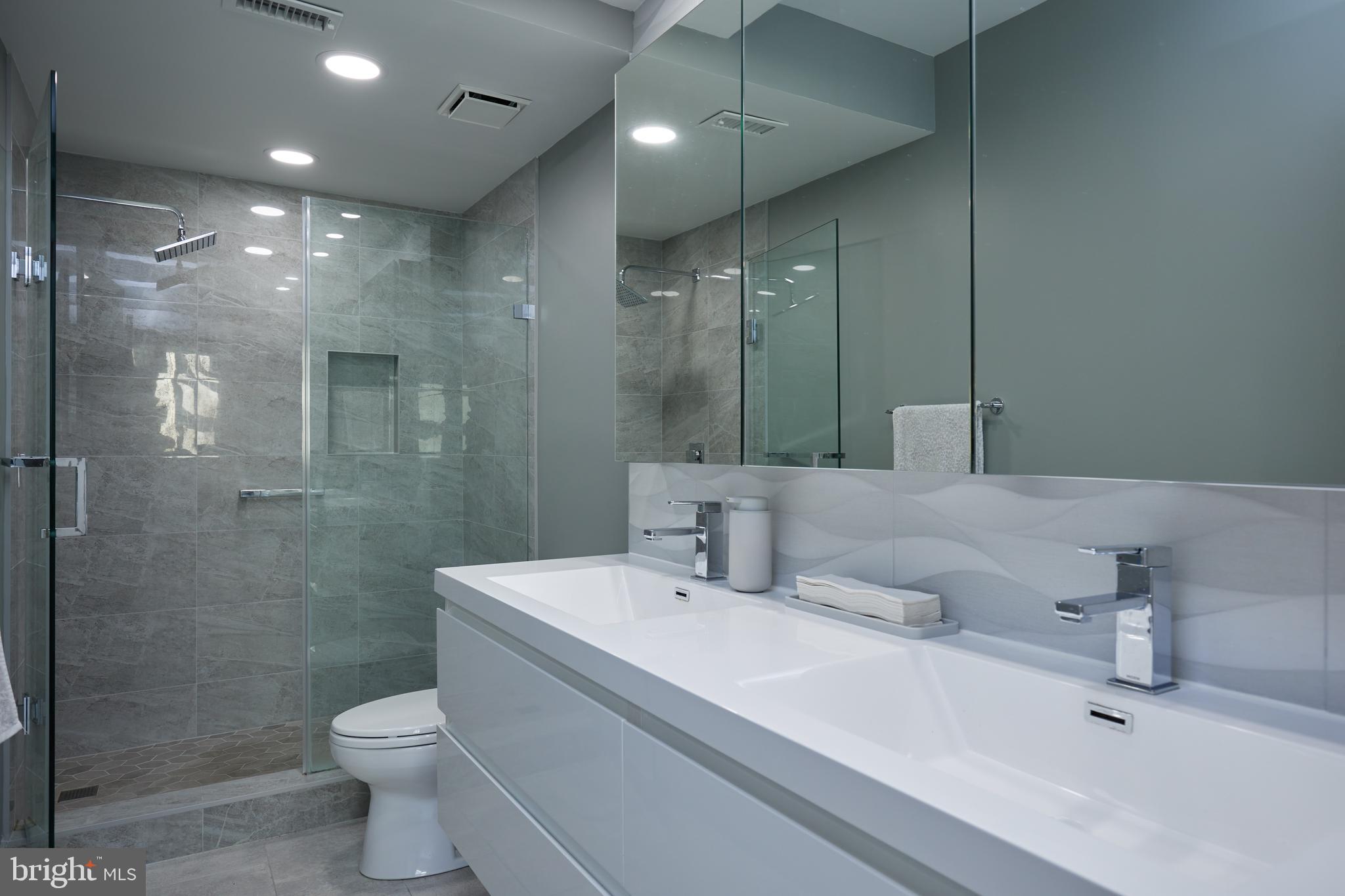 FRIENDSHIP HEIGHTS - Residential