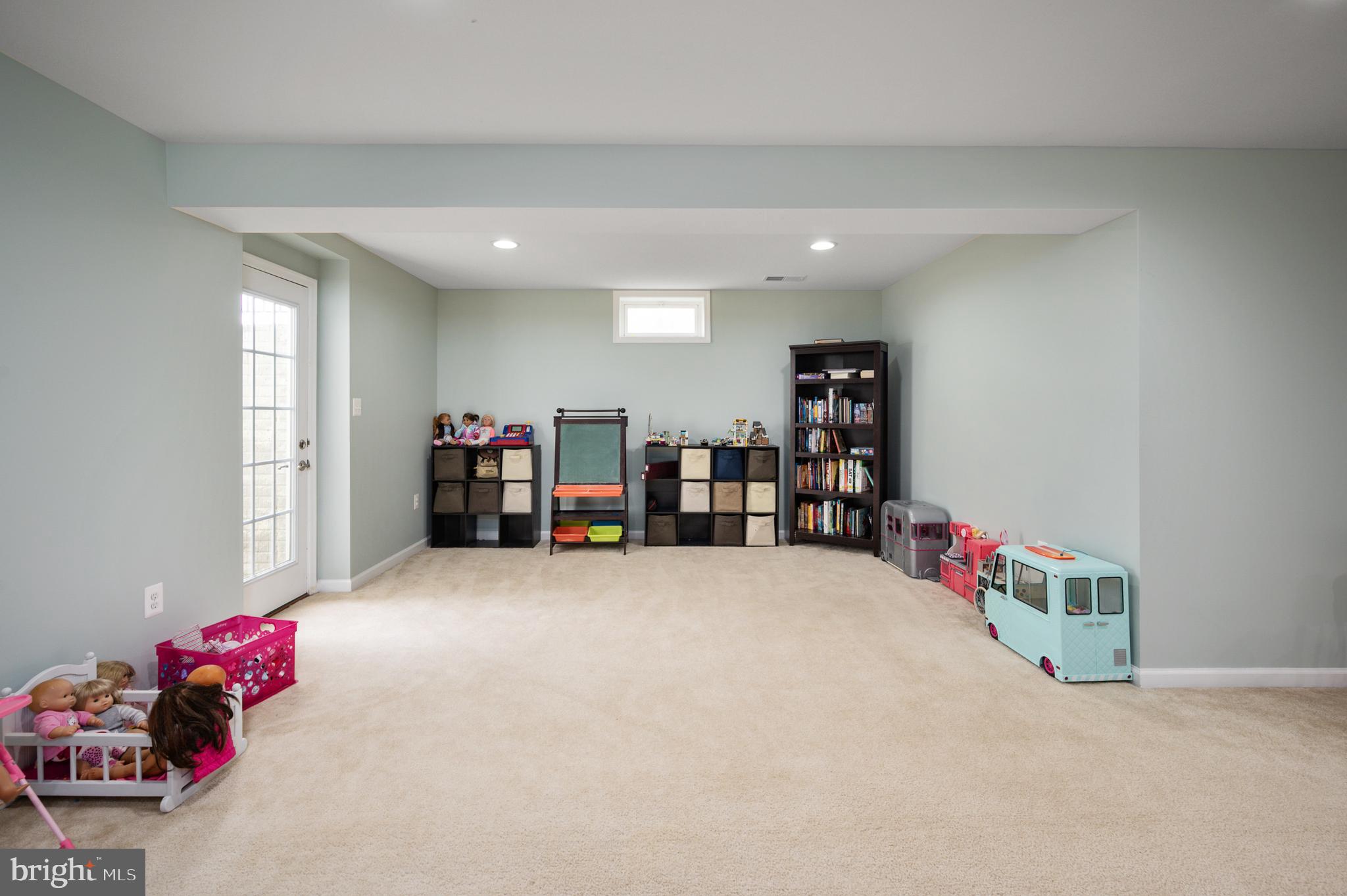 LEES PARKE - Residential