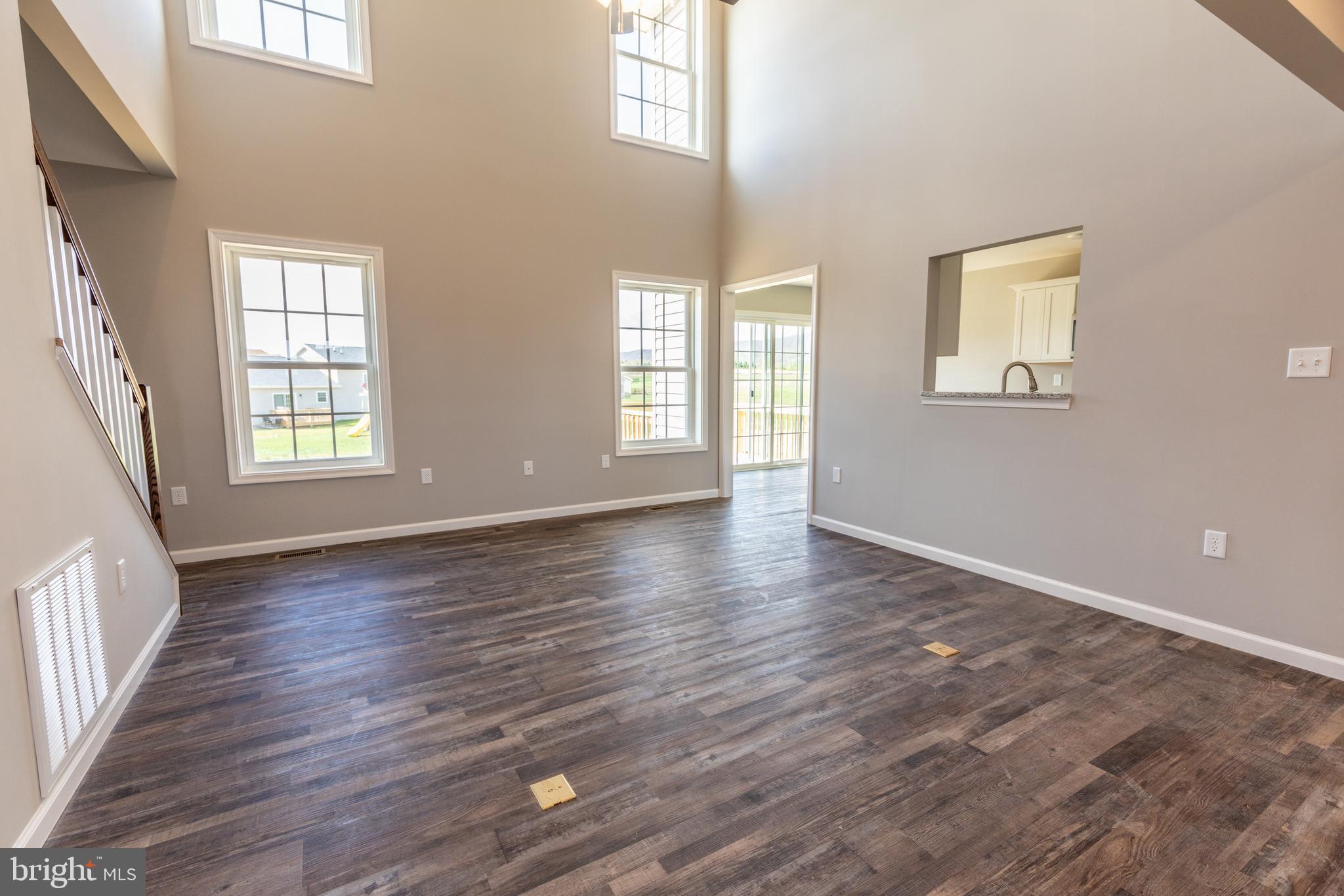 PEBBLE RIDGE - Residential