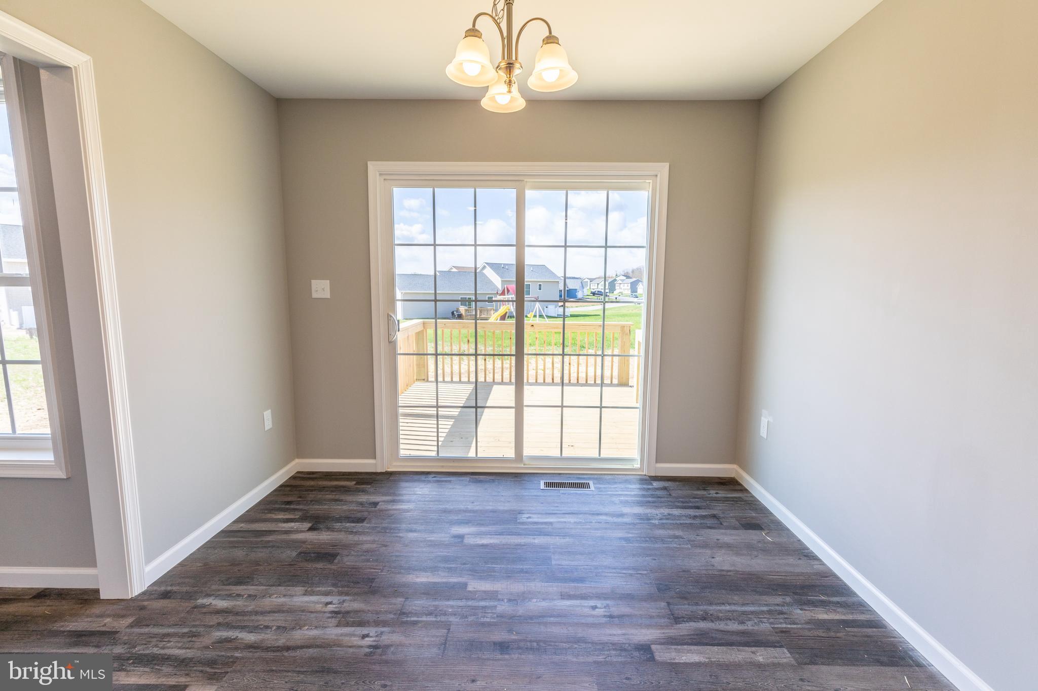 PEBBLE RIDGE - Residential