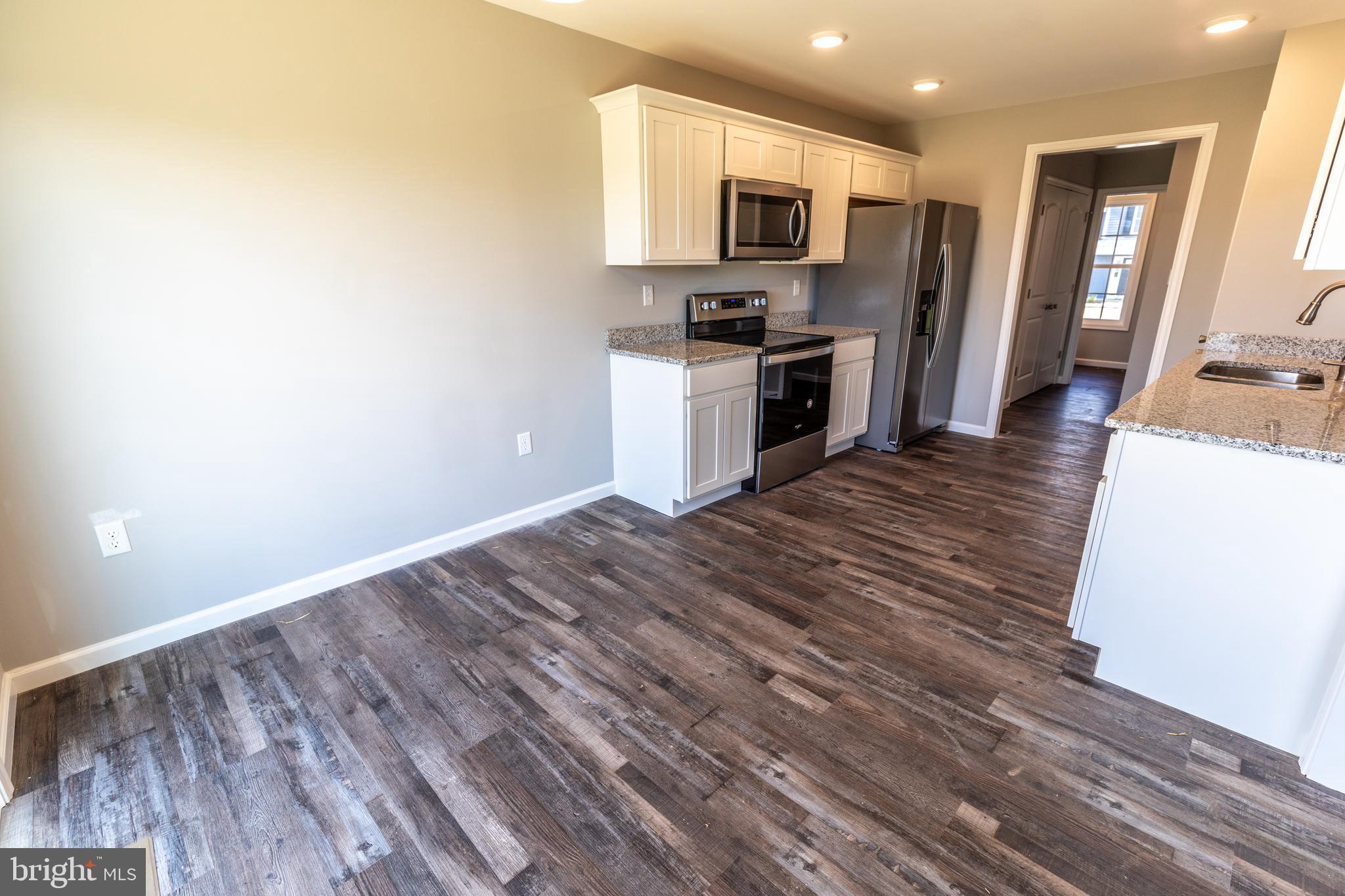 PEBBLE RIDGE - Residential