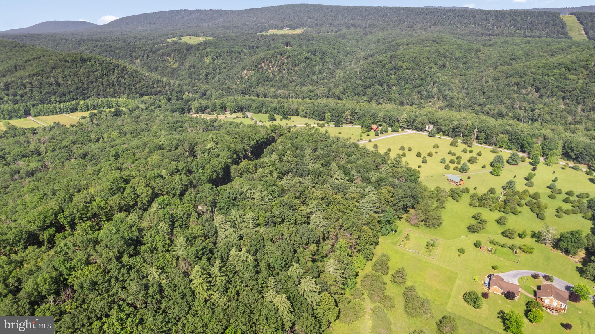 THE CROSSINGS - Residential