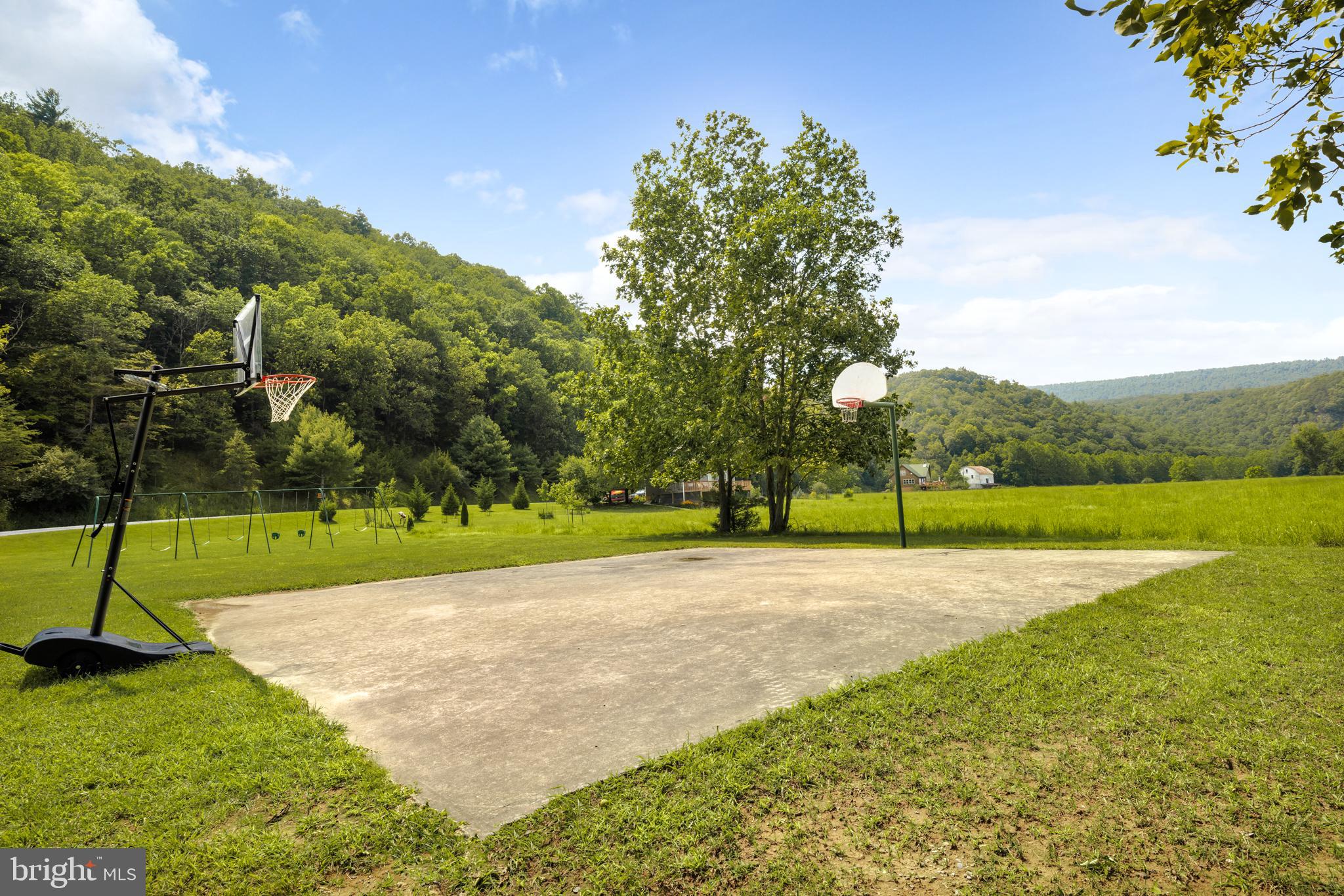 THE CROSSINGS - Residential