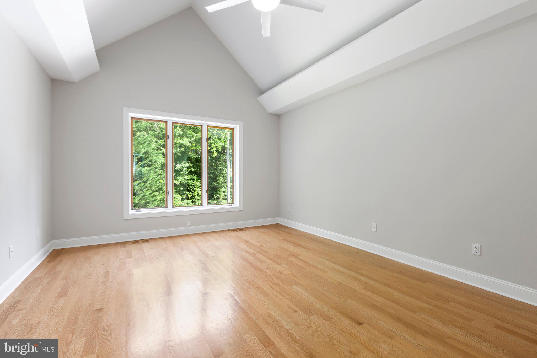 PEACOCK STATION - Residential