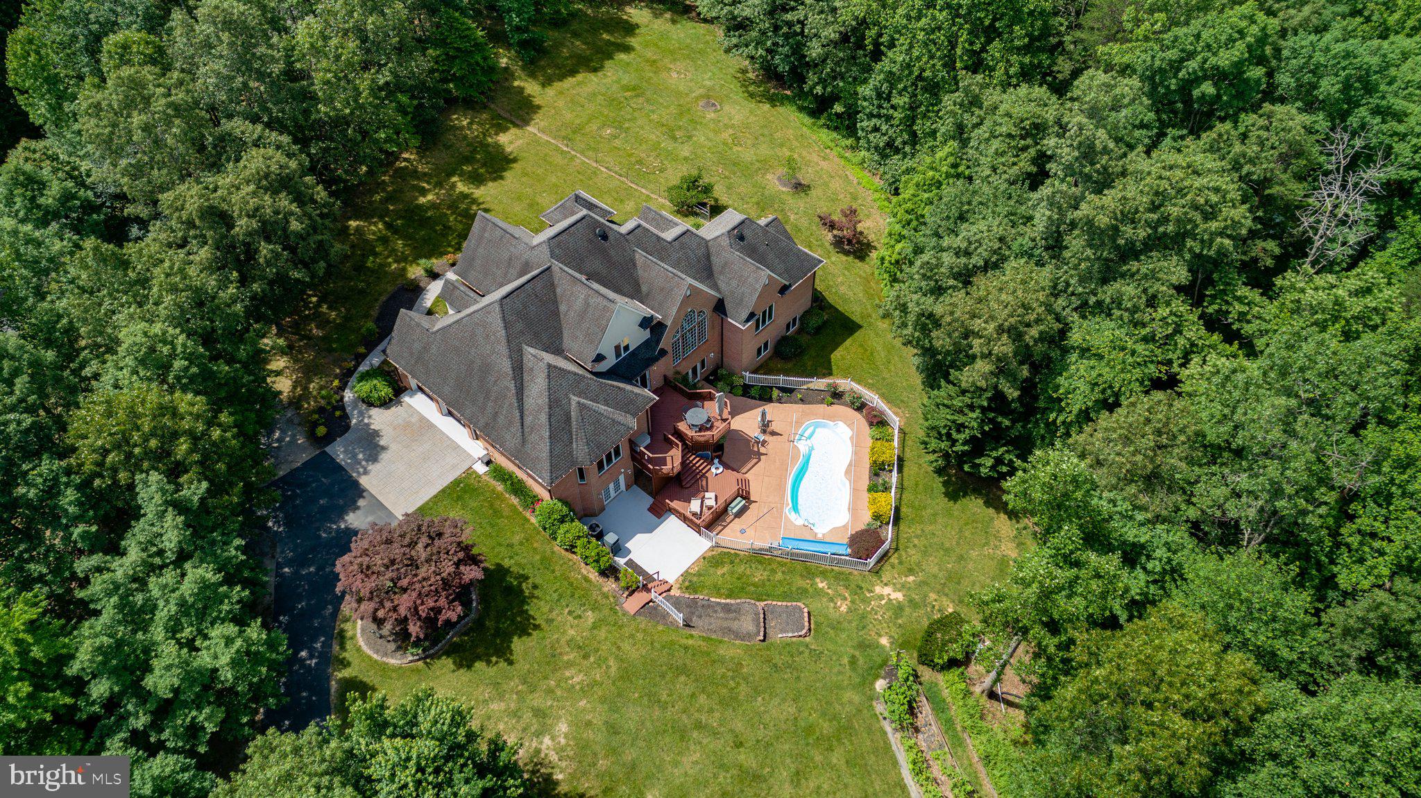 PEACOCK STATION - Residential