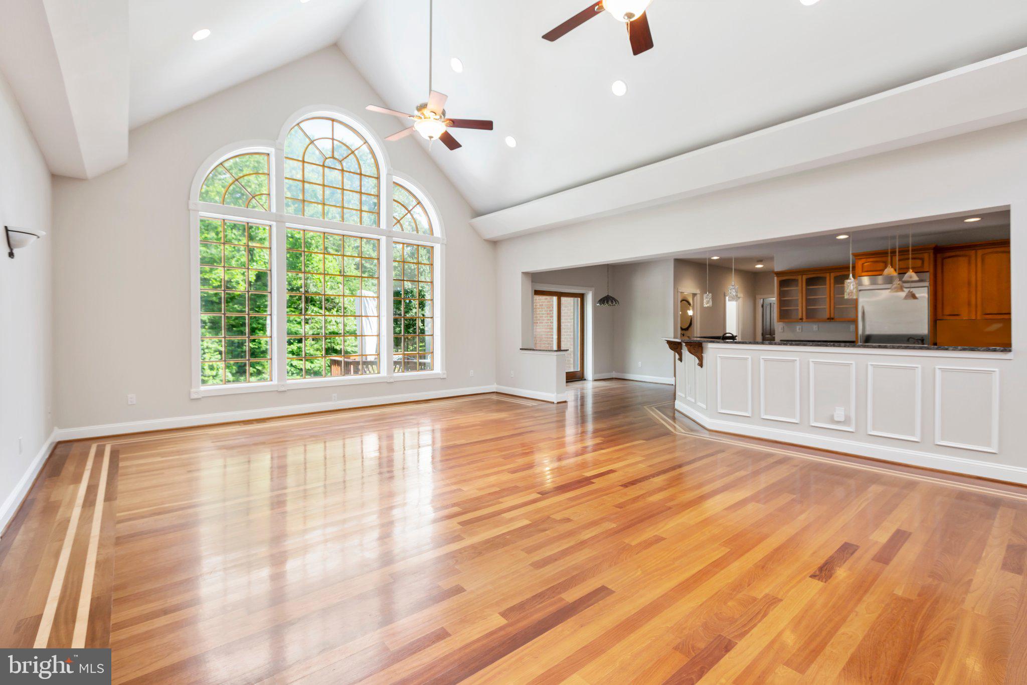 PEACOCK STATION - Residential