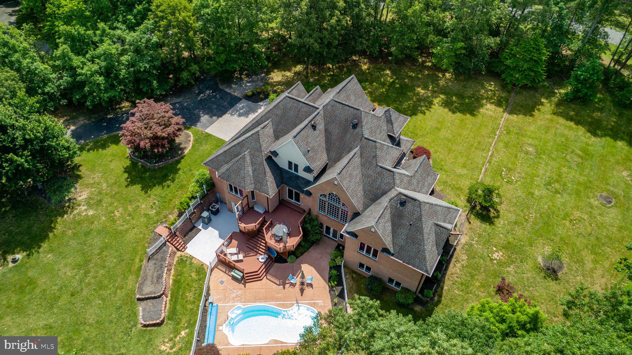 PEACOCK STATION - Residential