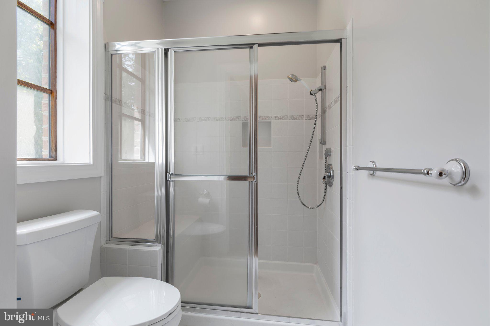 PEACOCK STATION - Residential