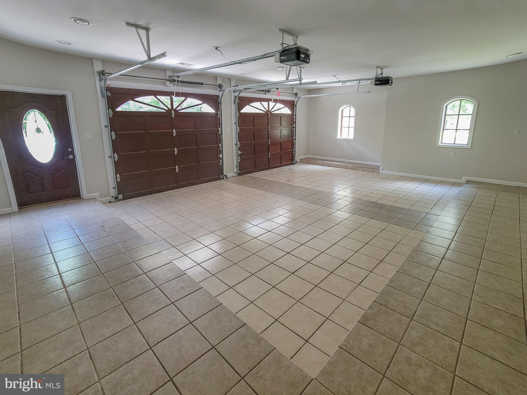 PEACOCK STATION - Residential