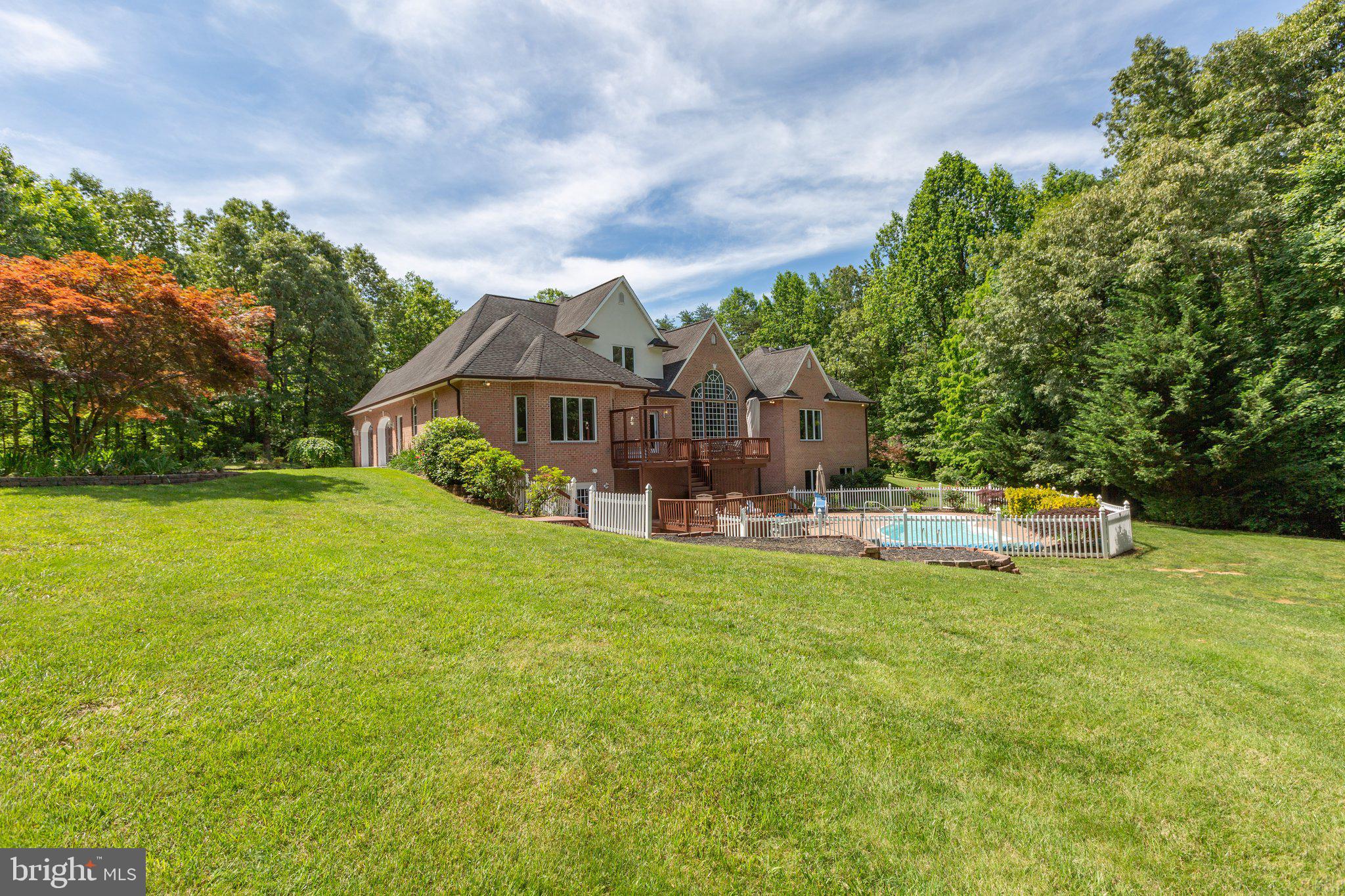 PEACOCK STATION - Residential