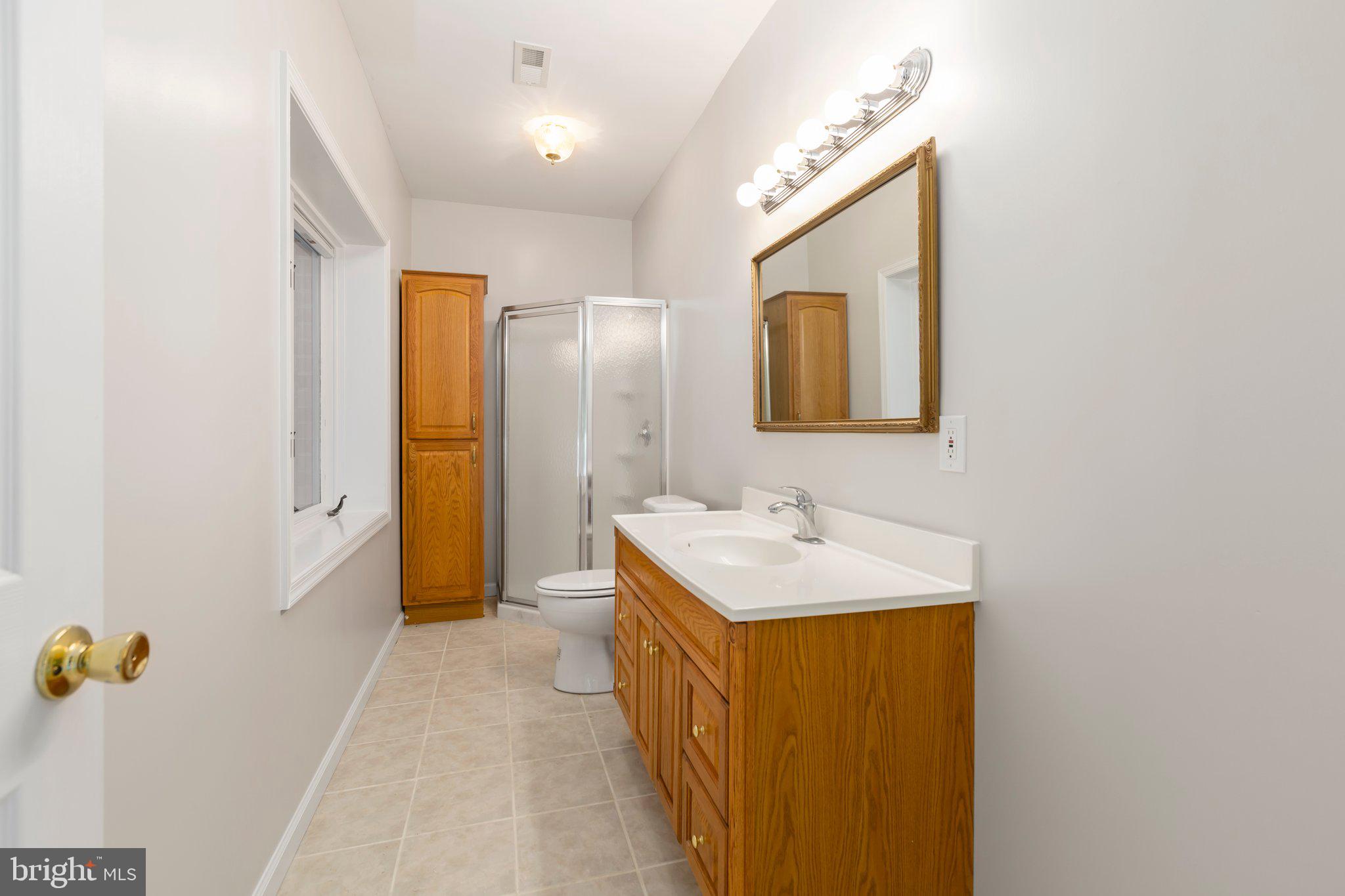 PEACOCK STATION - Residential