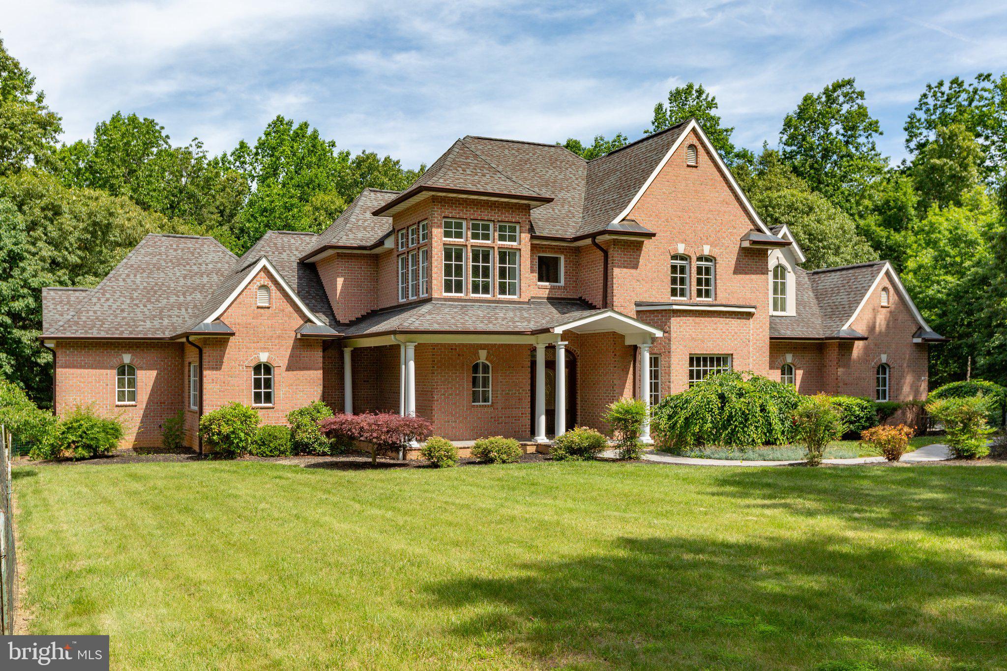 PEACOCK STATION - Residential