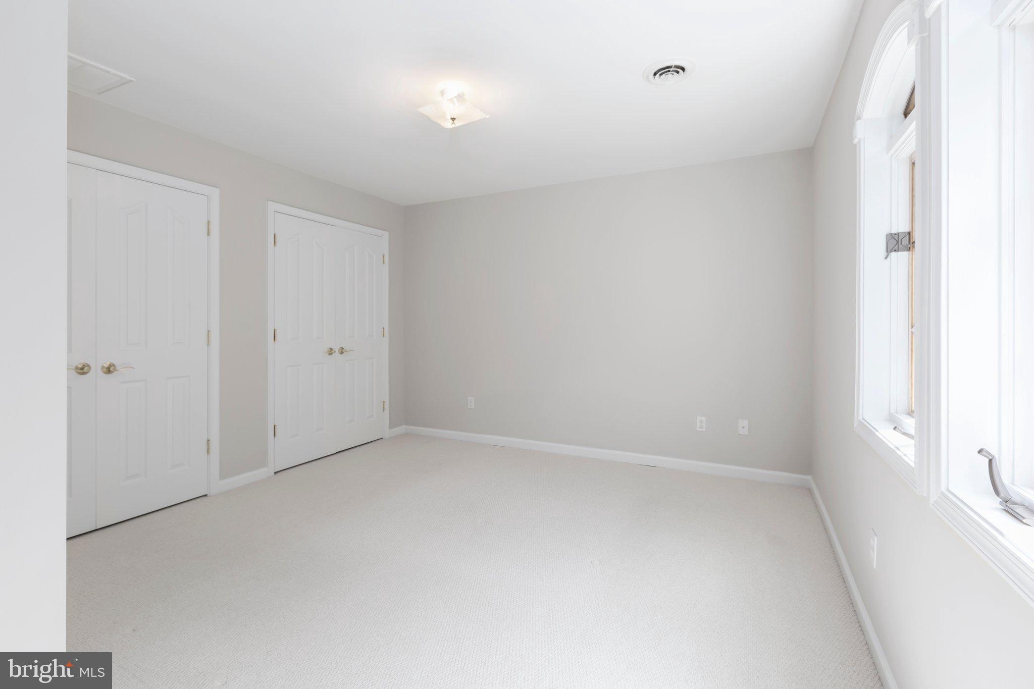 PEACOCK STATION - Residential