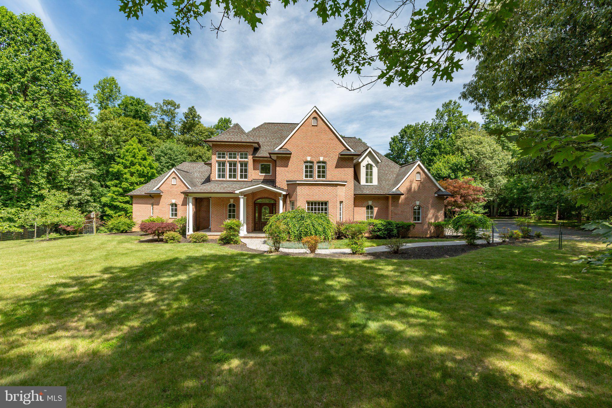 PEACOCK STATION - Residential