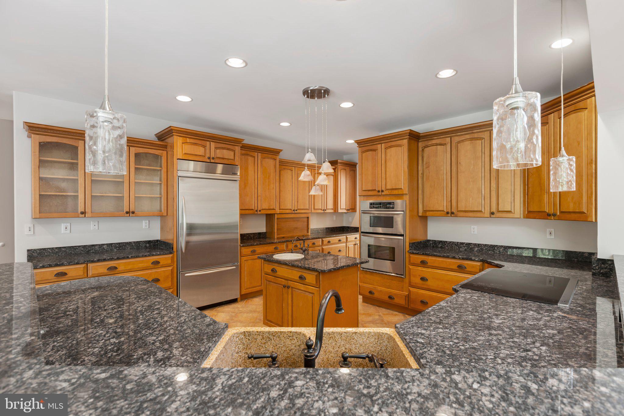 PEACOCK STATION - Residential