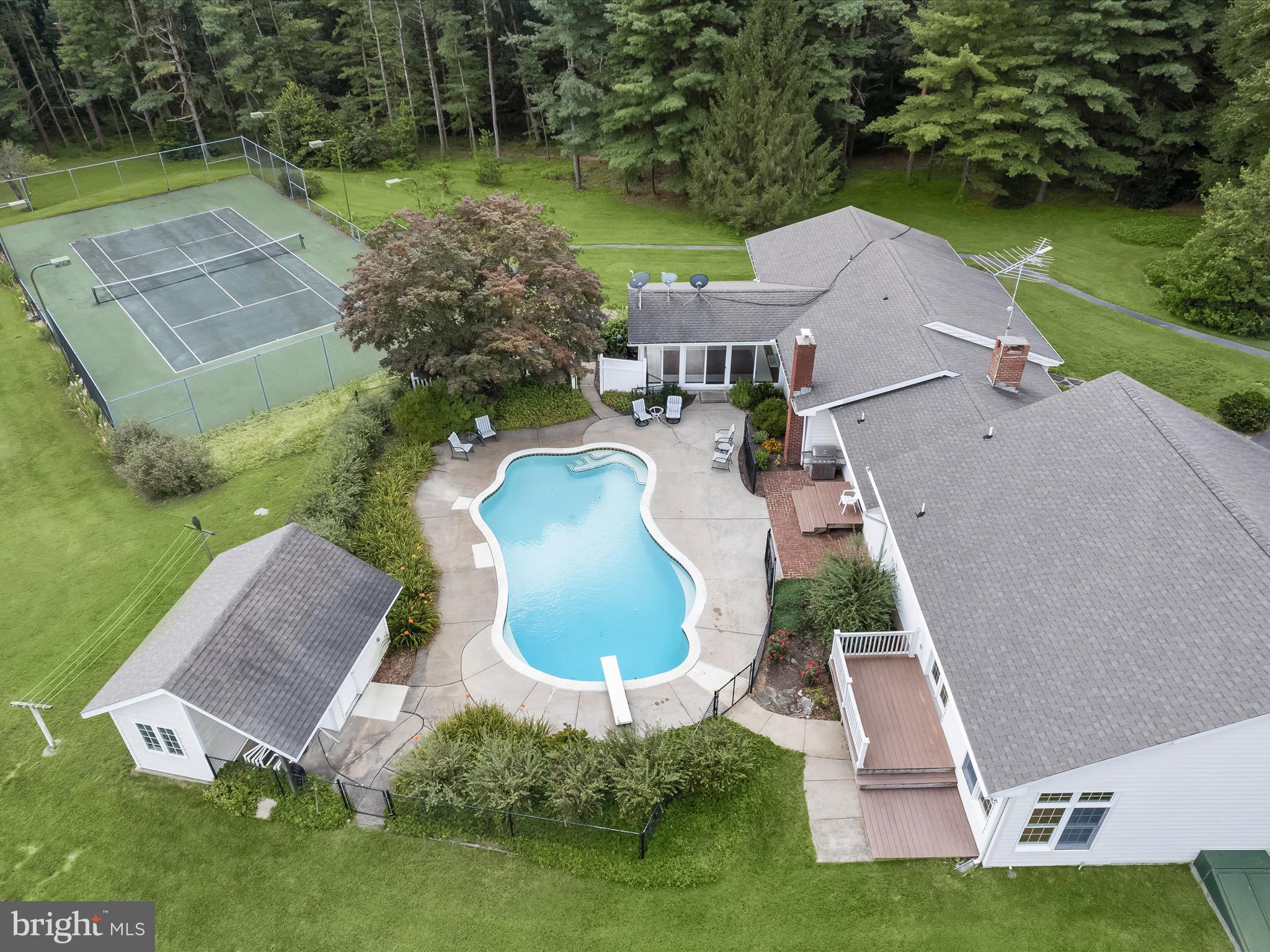 3835 RINEHART ROAD
