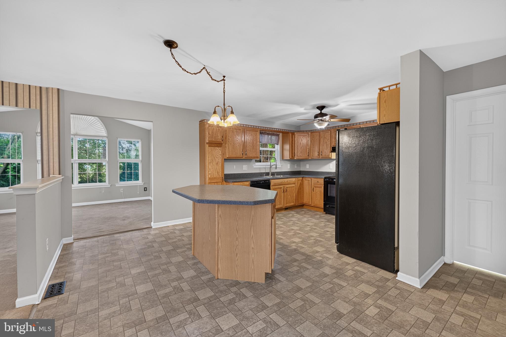 80 RAMUNNO DRIVE