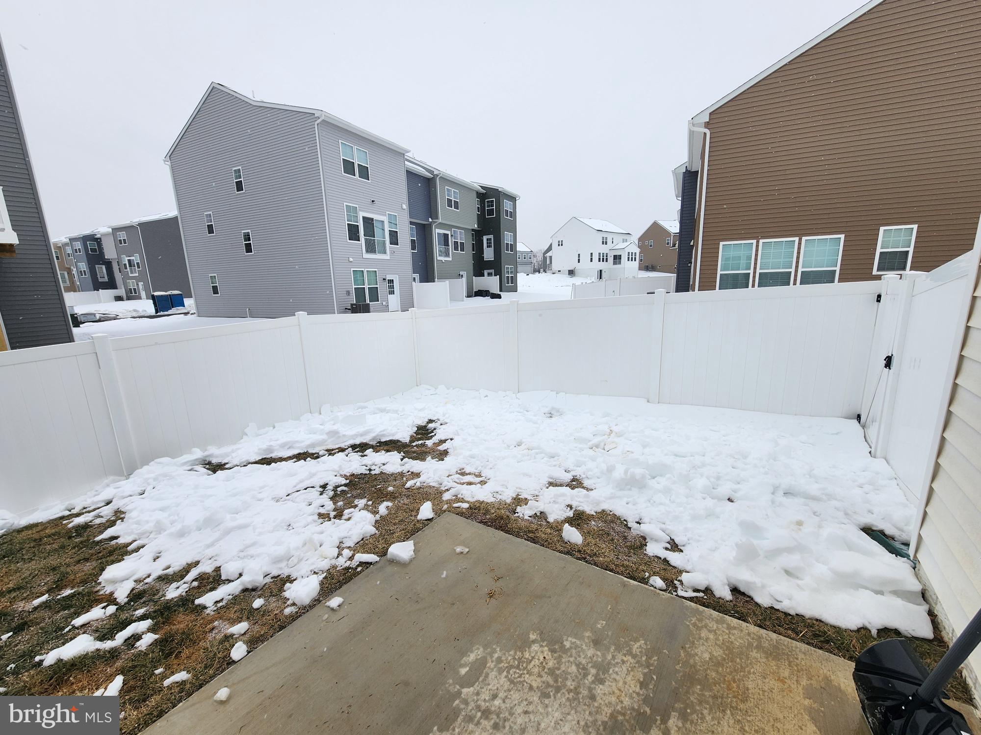 MARTINSBURG STATION - Residential Lease