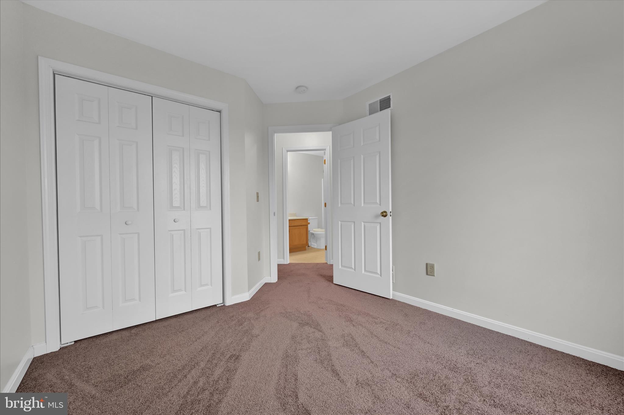 FARMBROOK - Residential