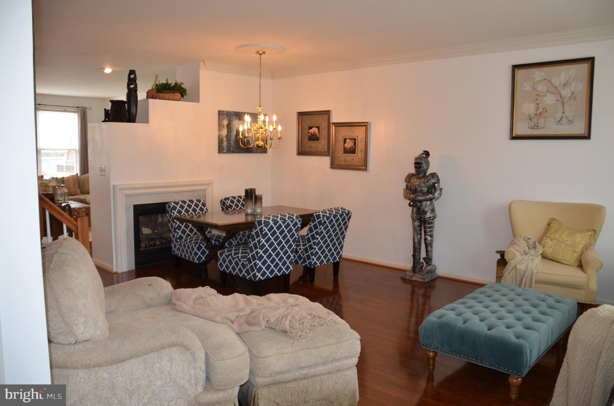 BELMONT CENTER - Residential Lease