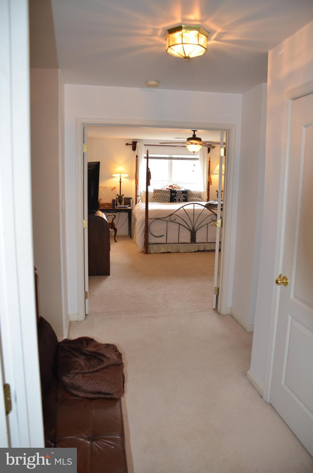 BELMONT CENTER - Residential Lease
