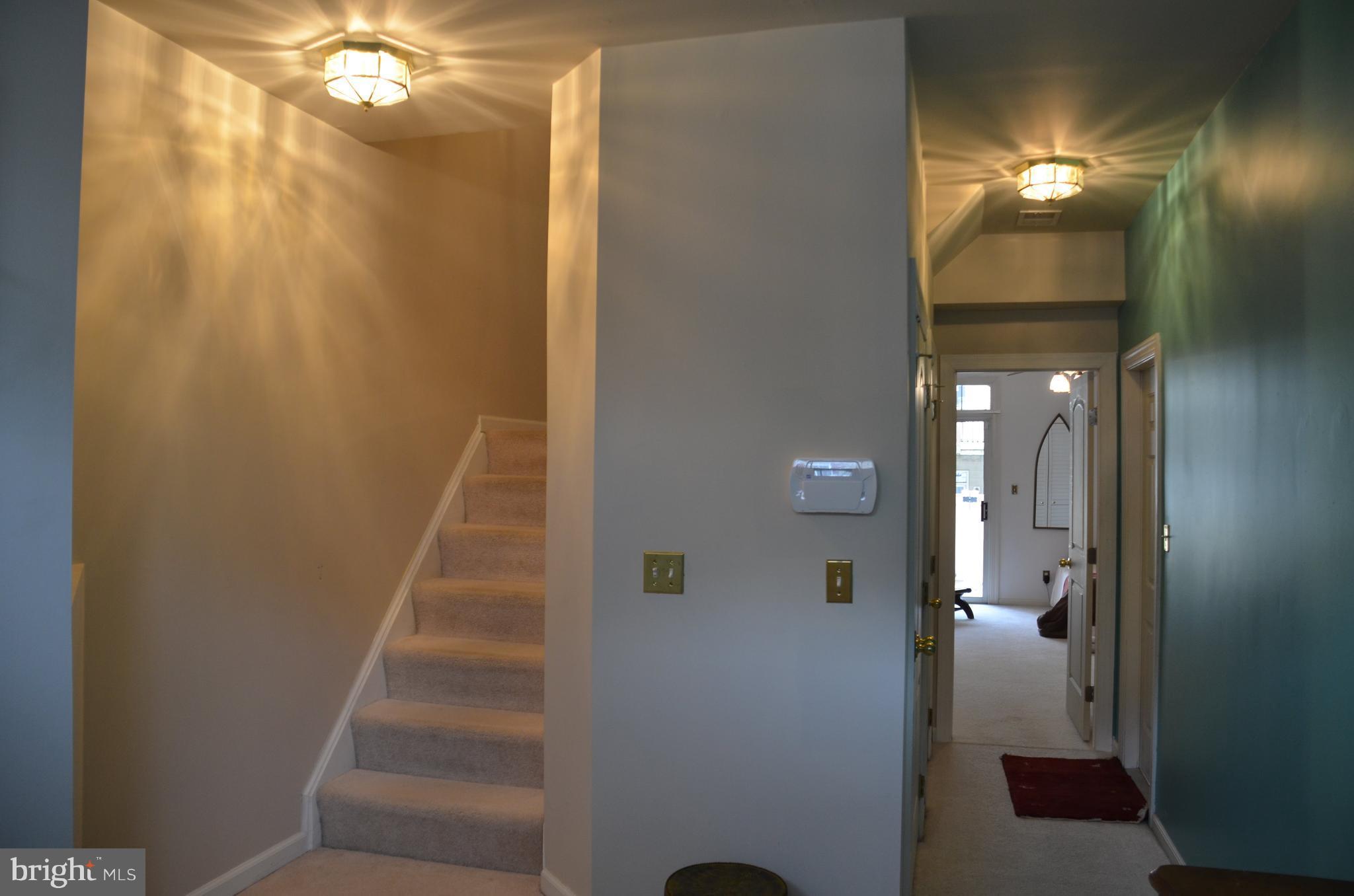 BELMONT CENTER - Residential Lease