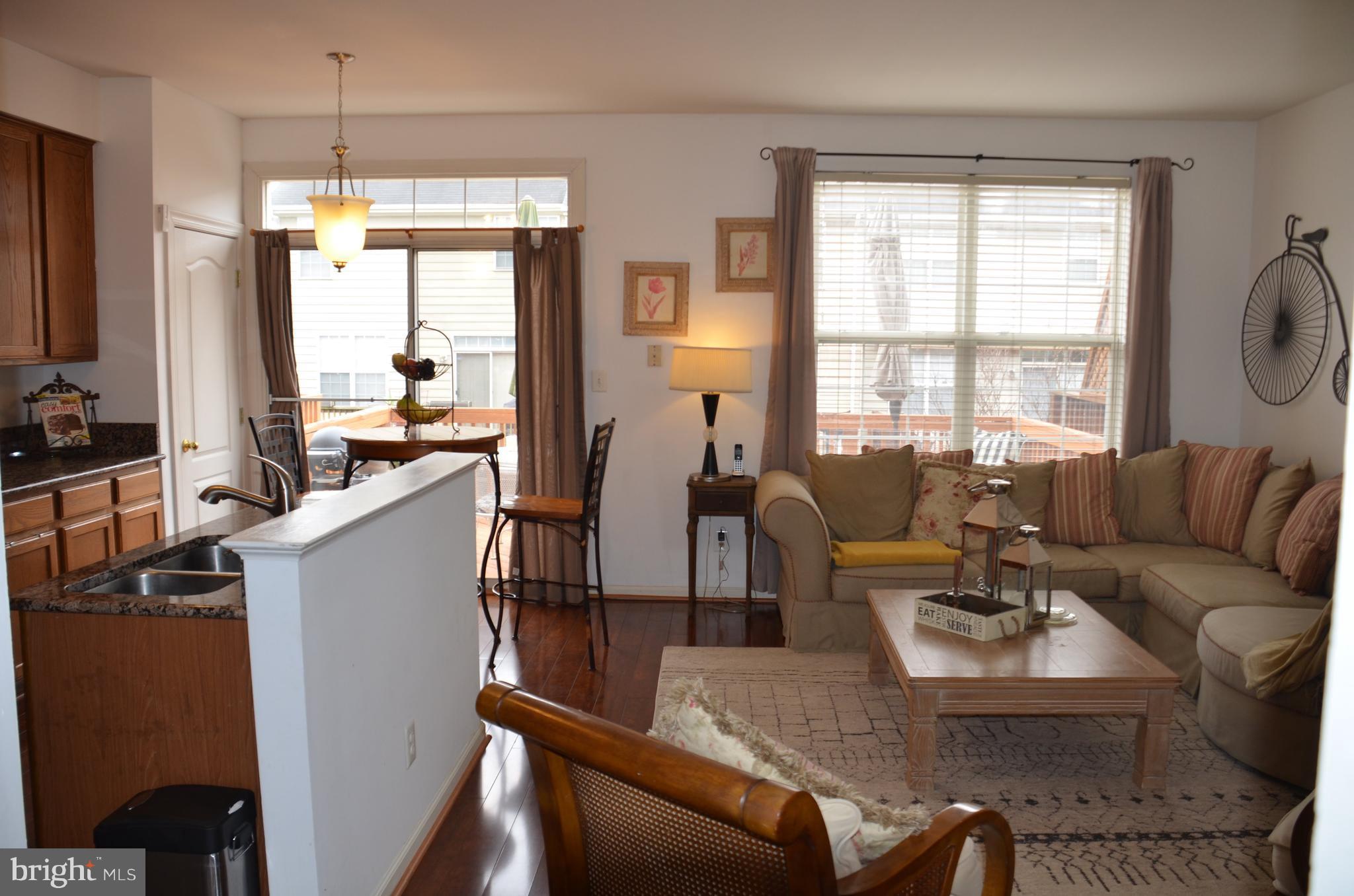 BELMONT CENTER - Residential Lease
