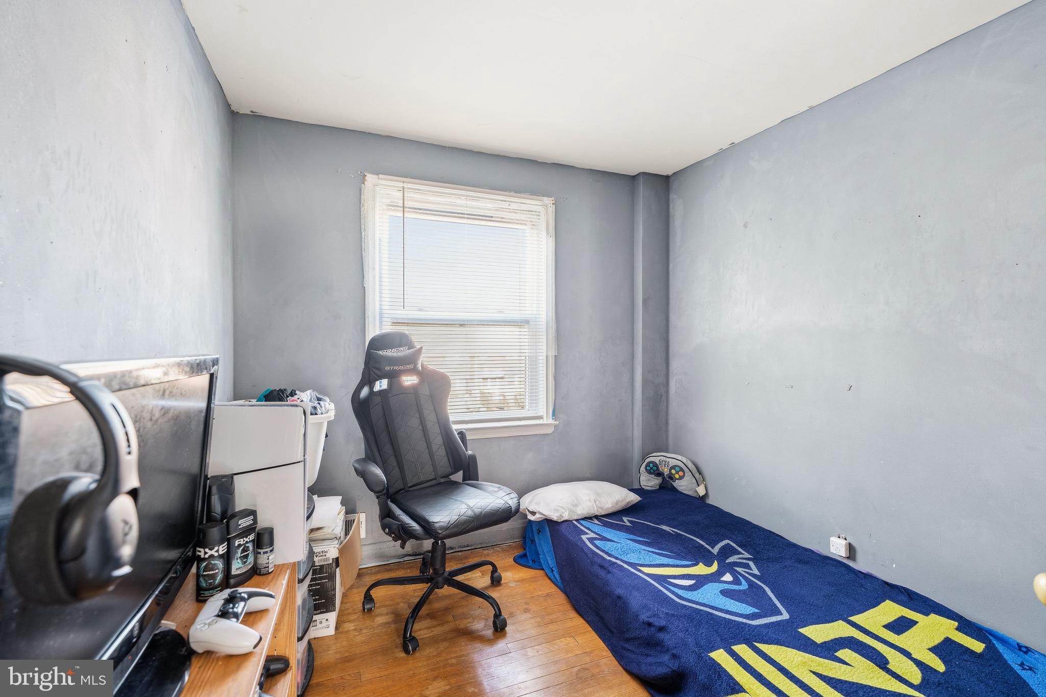 EDMONDSON HEIGHTS - Residential