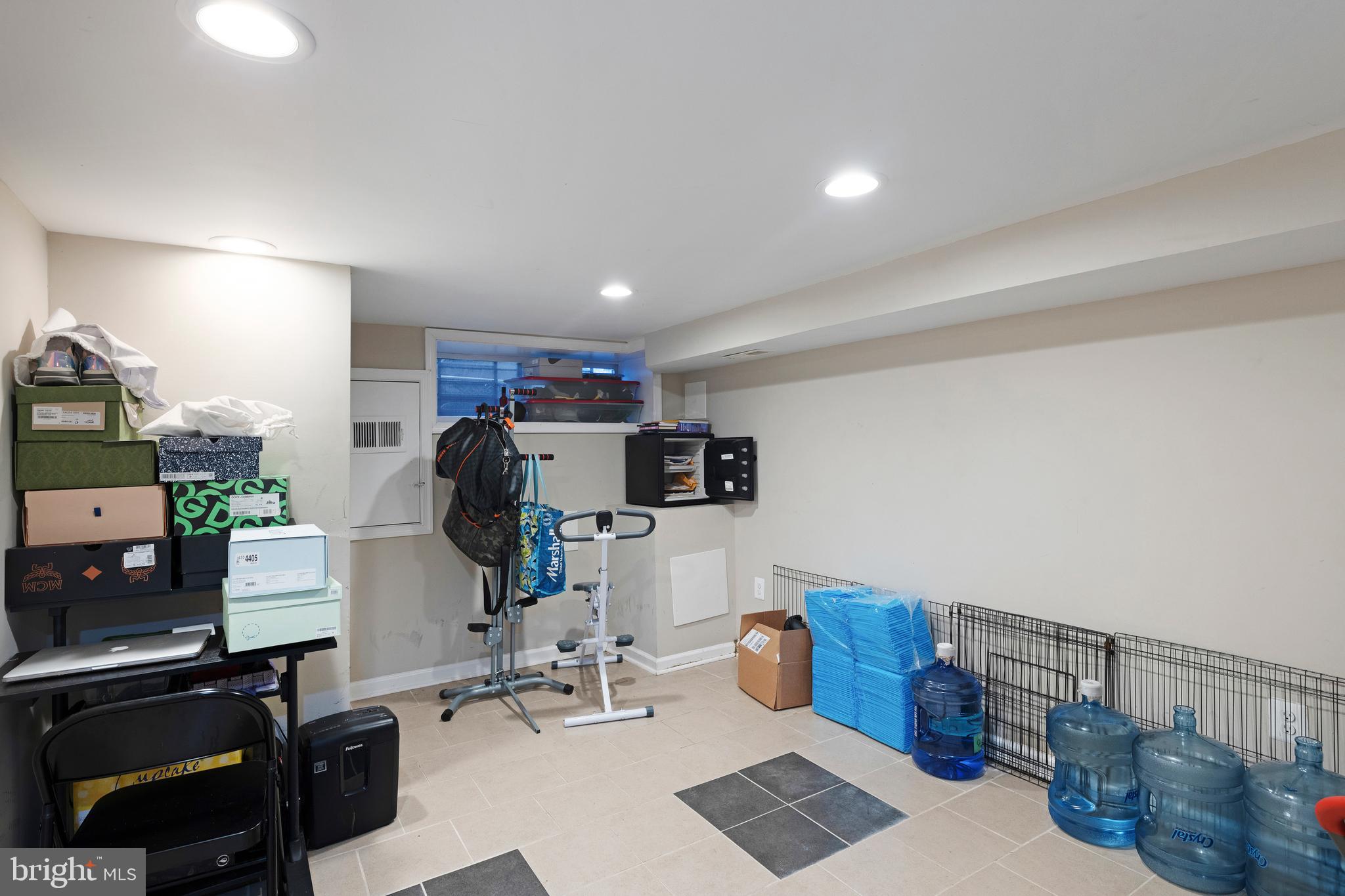 EAST MONUMENT HISTORIC DISTRICT - Residential