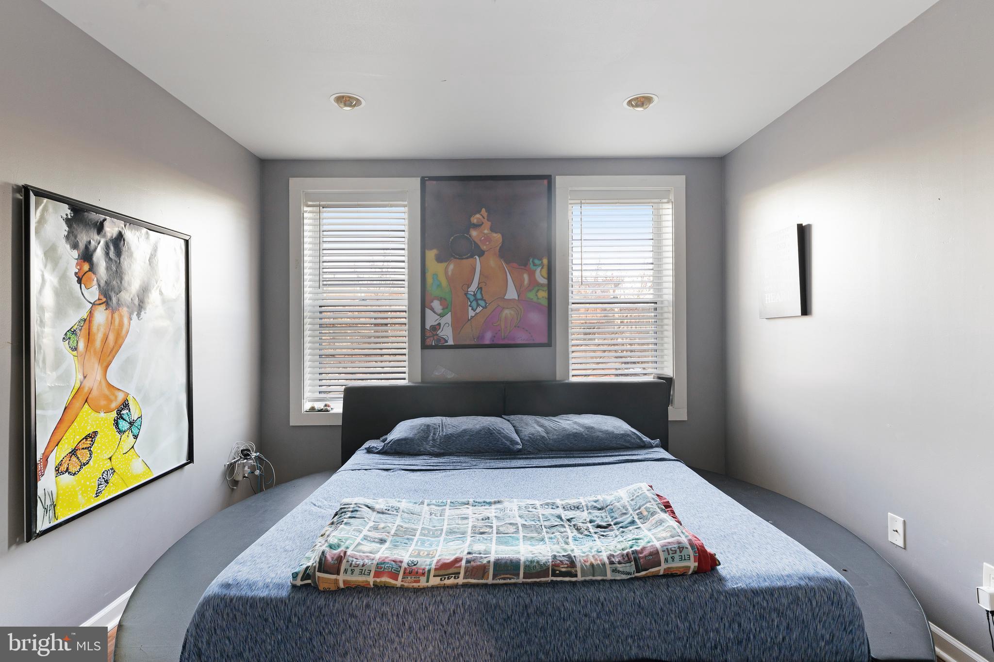 EAST MONUMENT HISTORIC DISTRICT - Residential