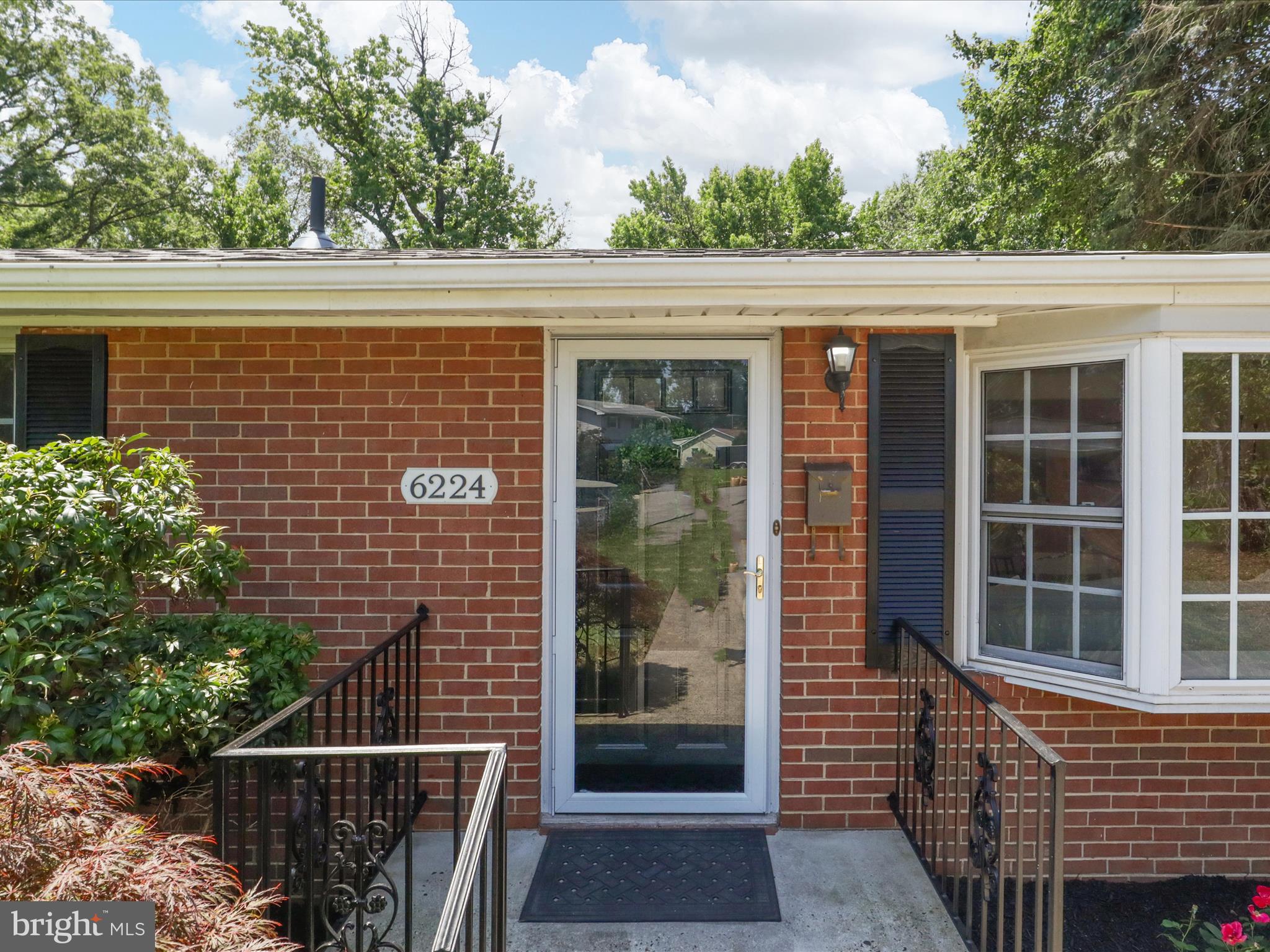 6224 THORNWOOD DRIVE