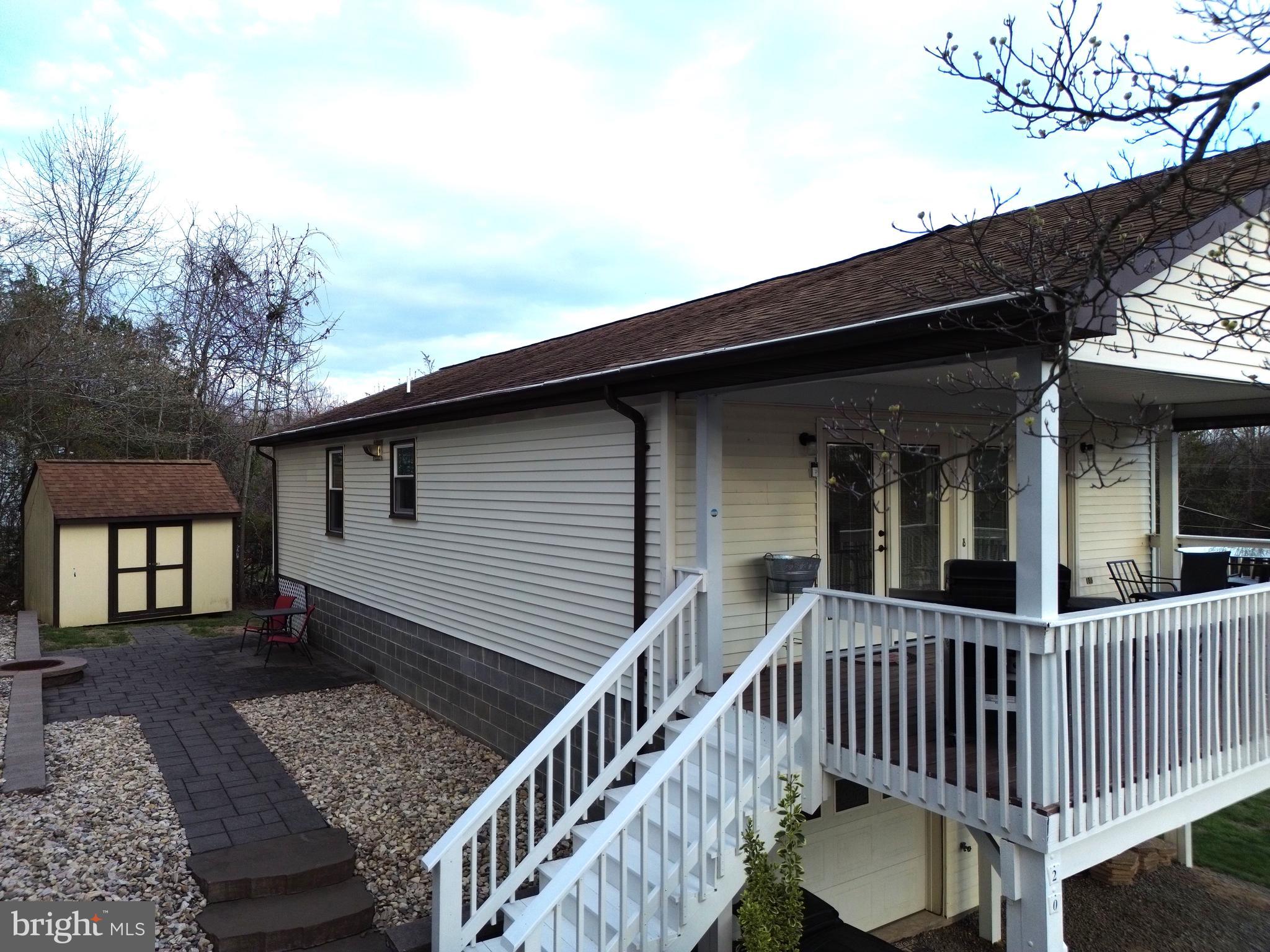 BLUE RIDGE SHORES - Residential