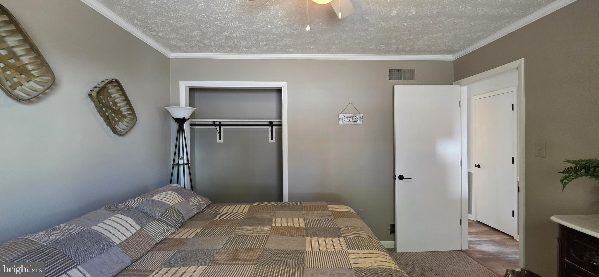 BLUE RIDGE SHORES - Residential