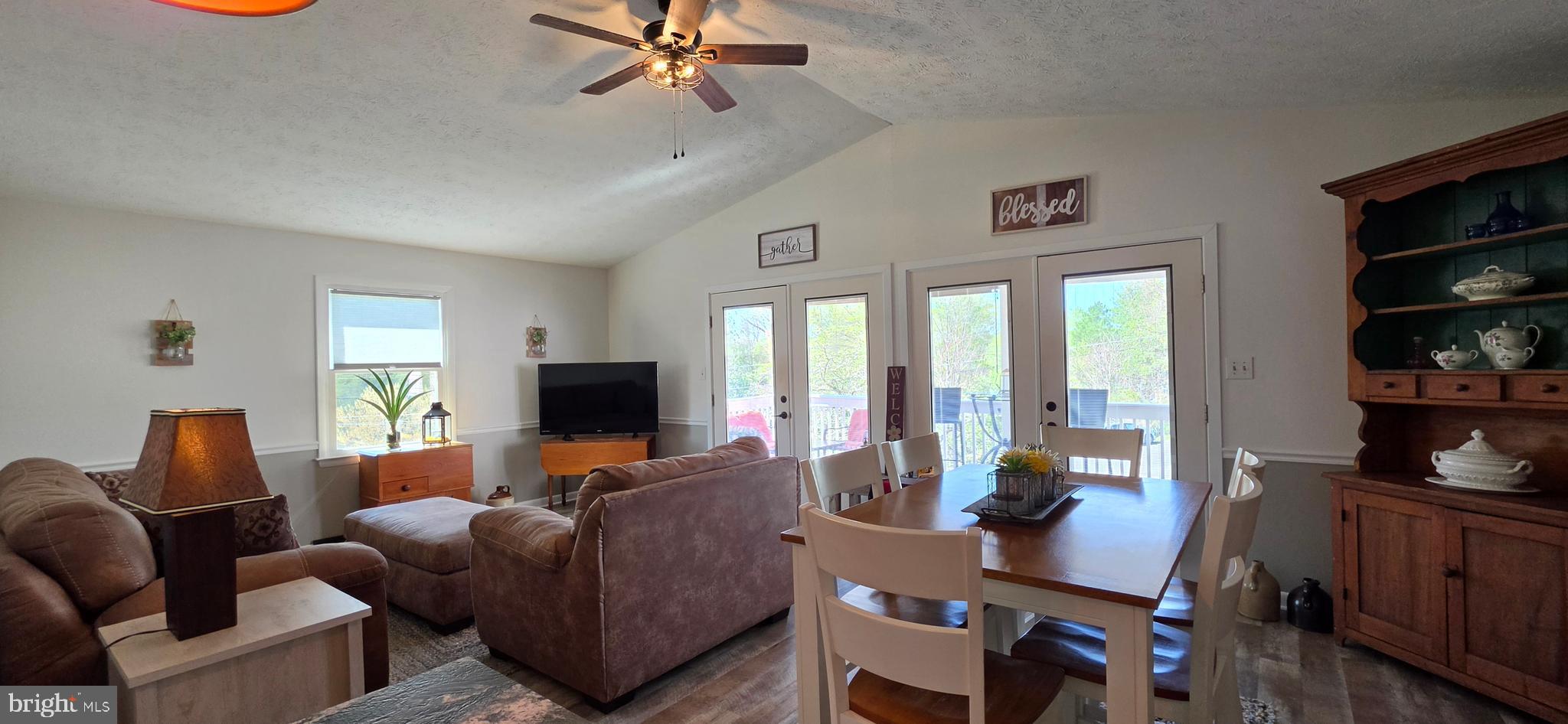 BLUE RIDGE SHORES - Residential