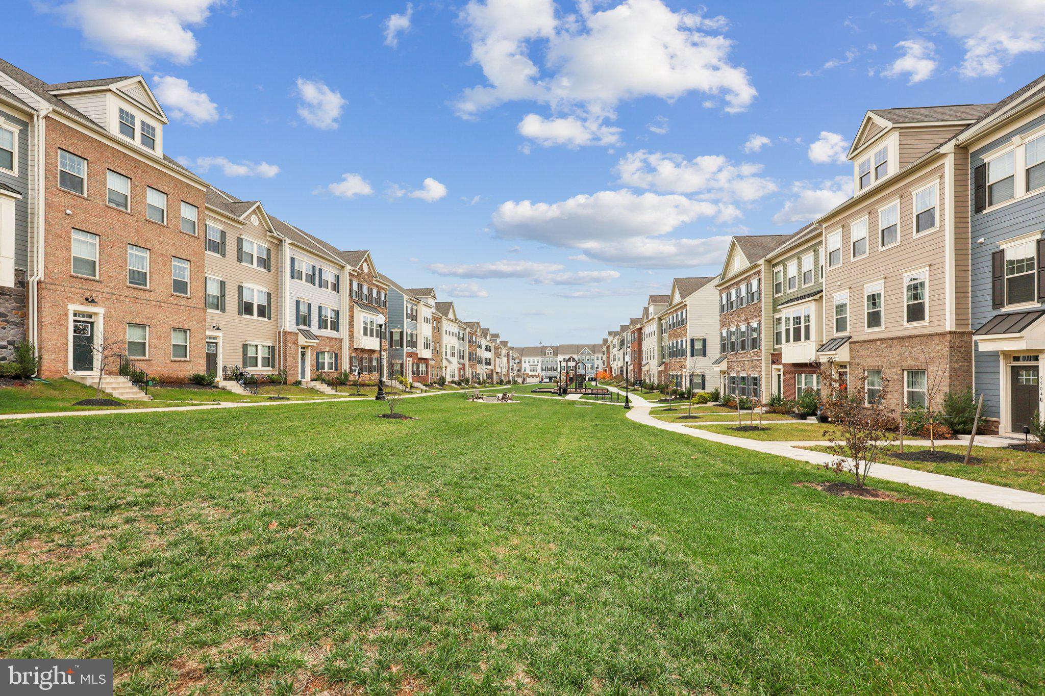 JEFFERSON SQUARE - Residential