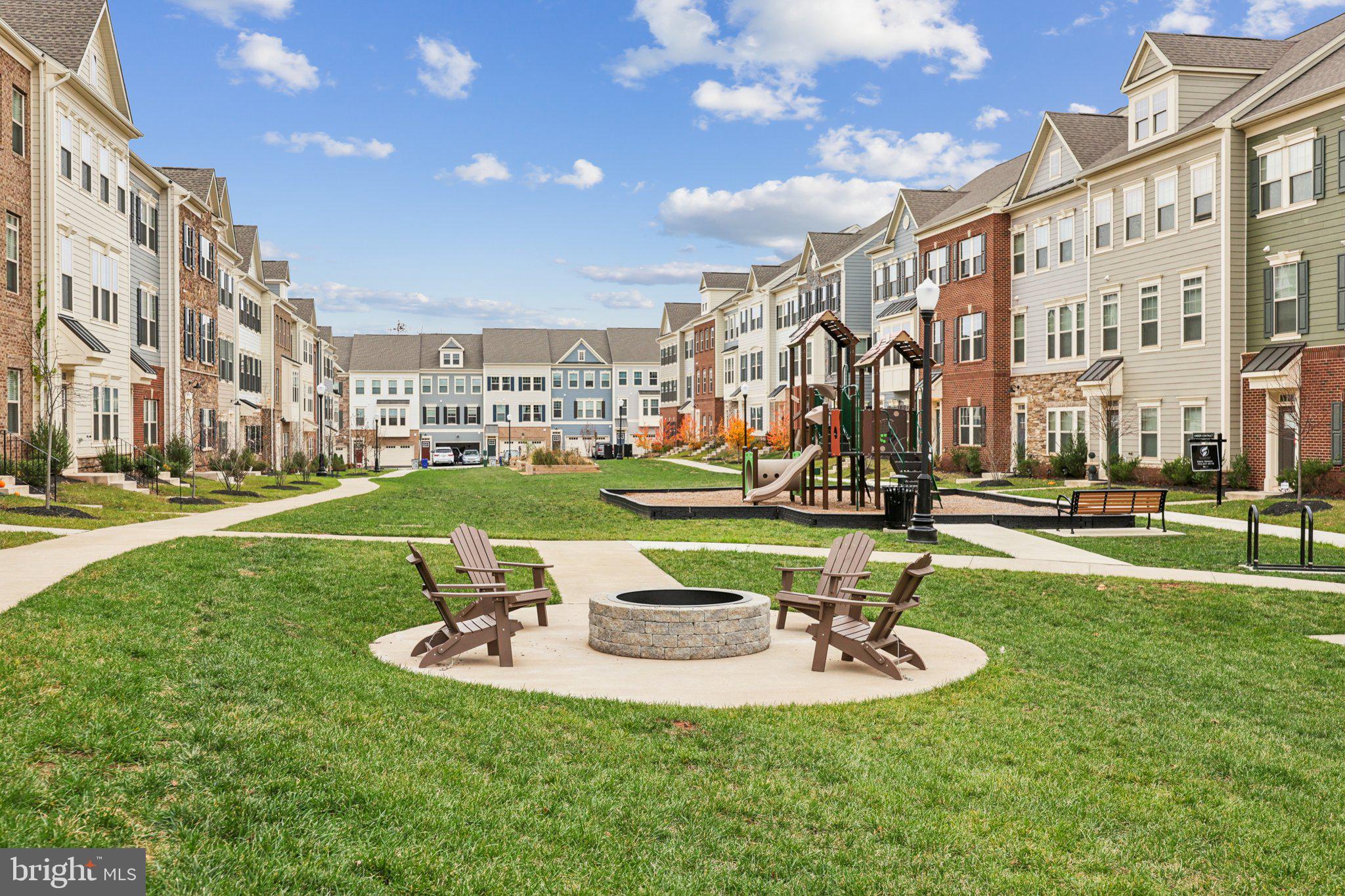 JEFFERSON SQUARE - Residential