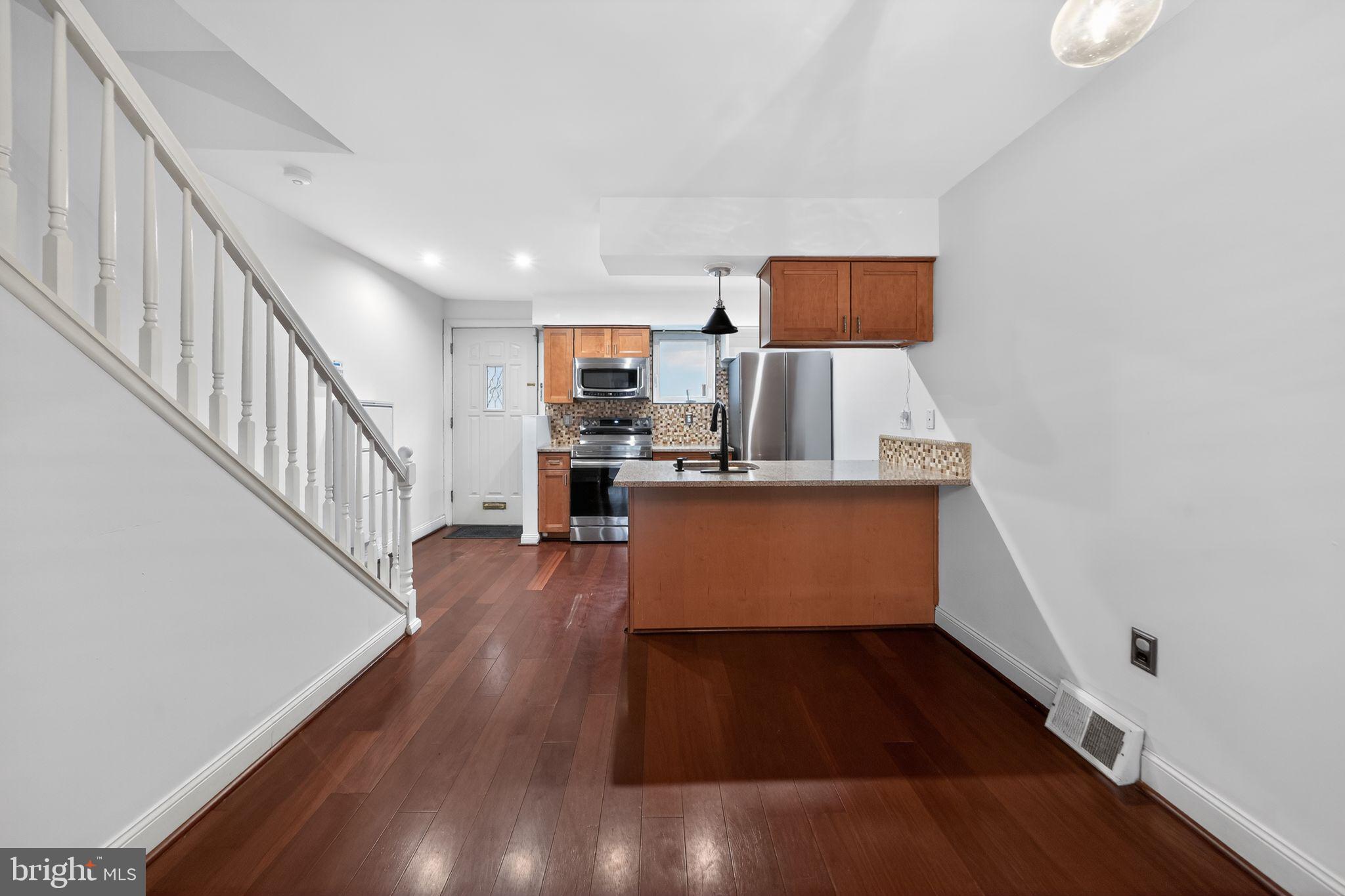 GRADUATE HOSPITAL - Residential