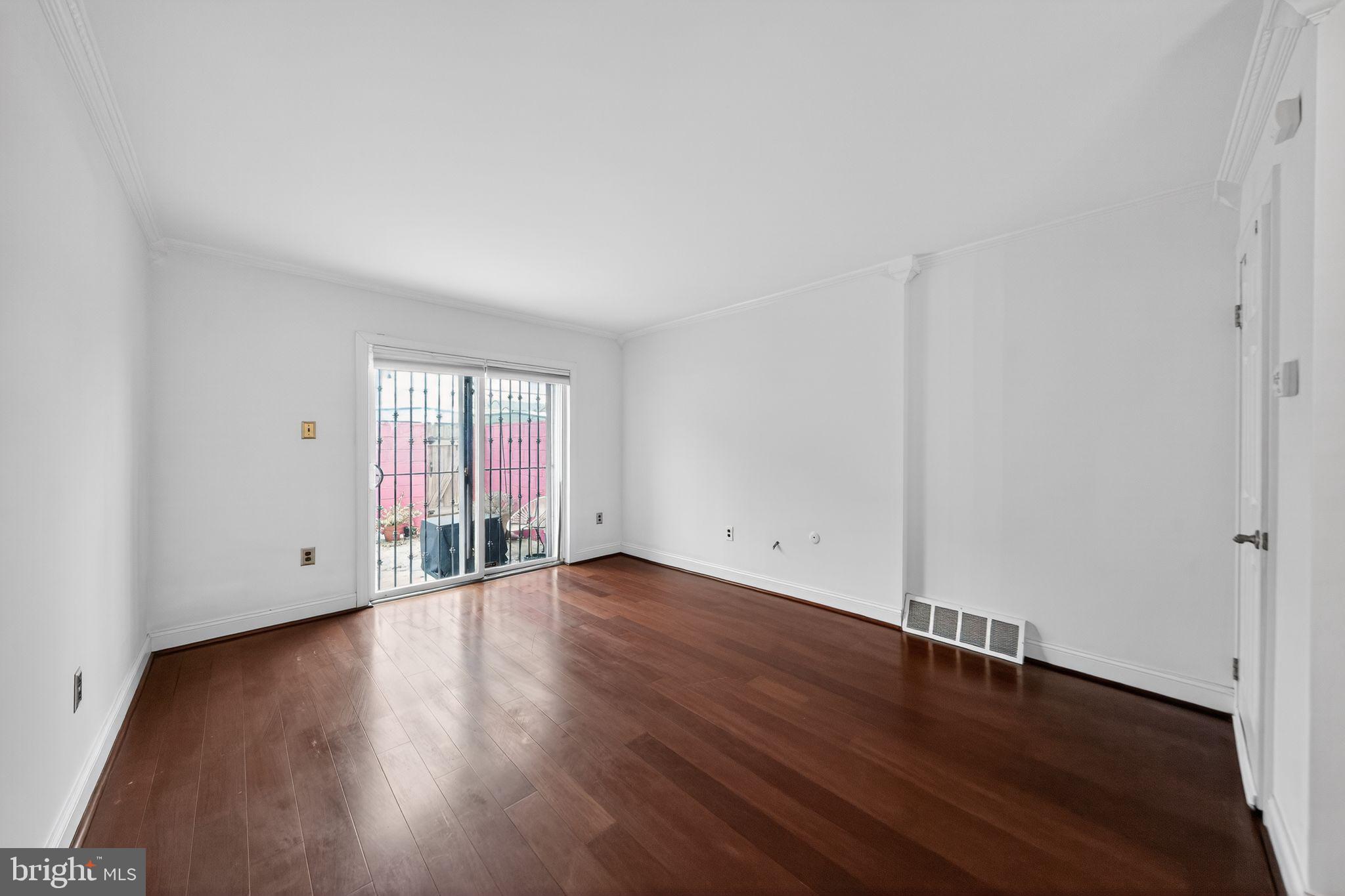 GRADUATE HOSPITAL - Residential