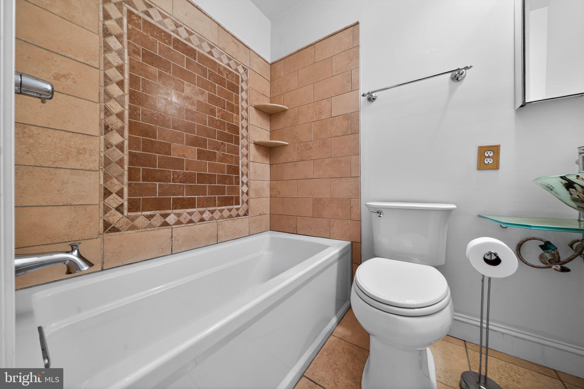 GRADUATE HOSPITAL - Residential